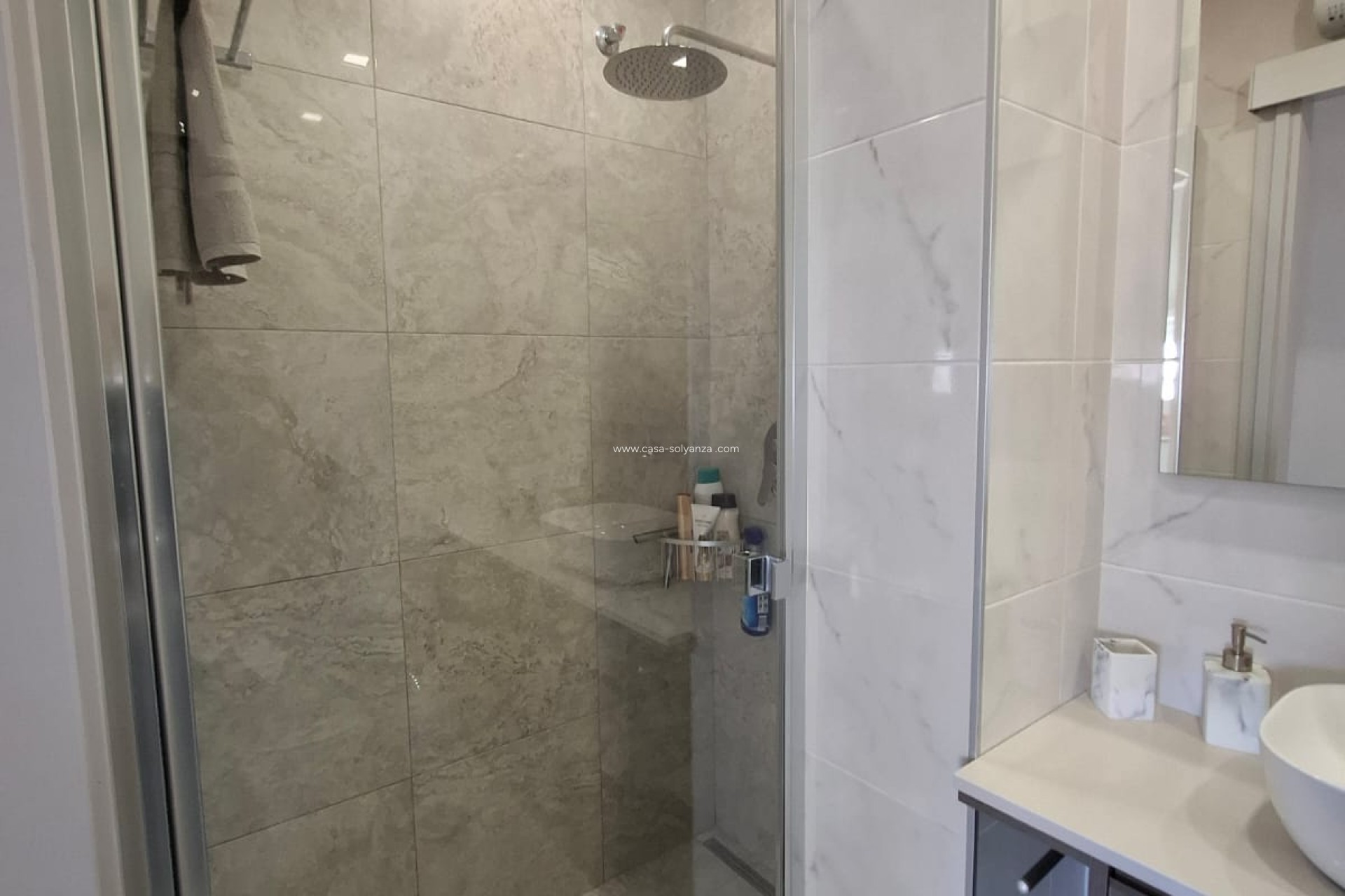 Reventa - Apartamento / piso - Torrevieja