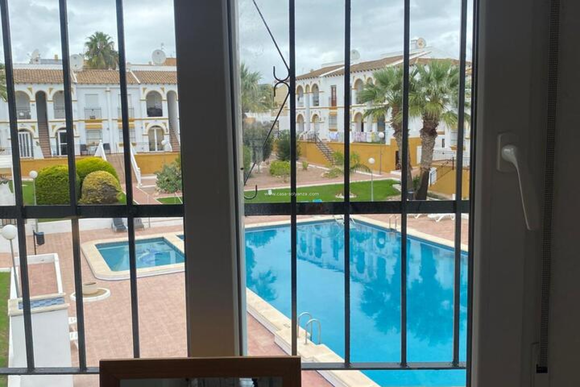 Reventa - Apartamento / piso - Villamartin - Costa Blanca