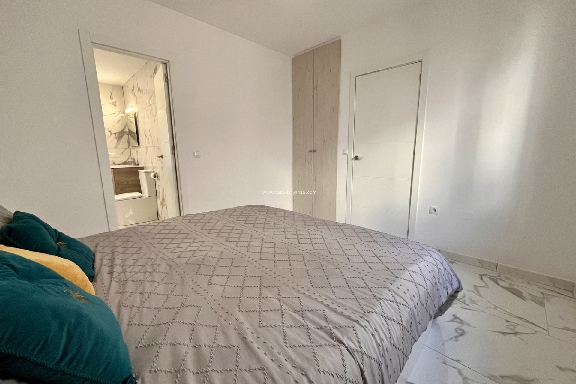 Reventa - Apartamento / piso - Villamartin - Costa Blanca