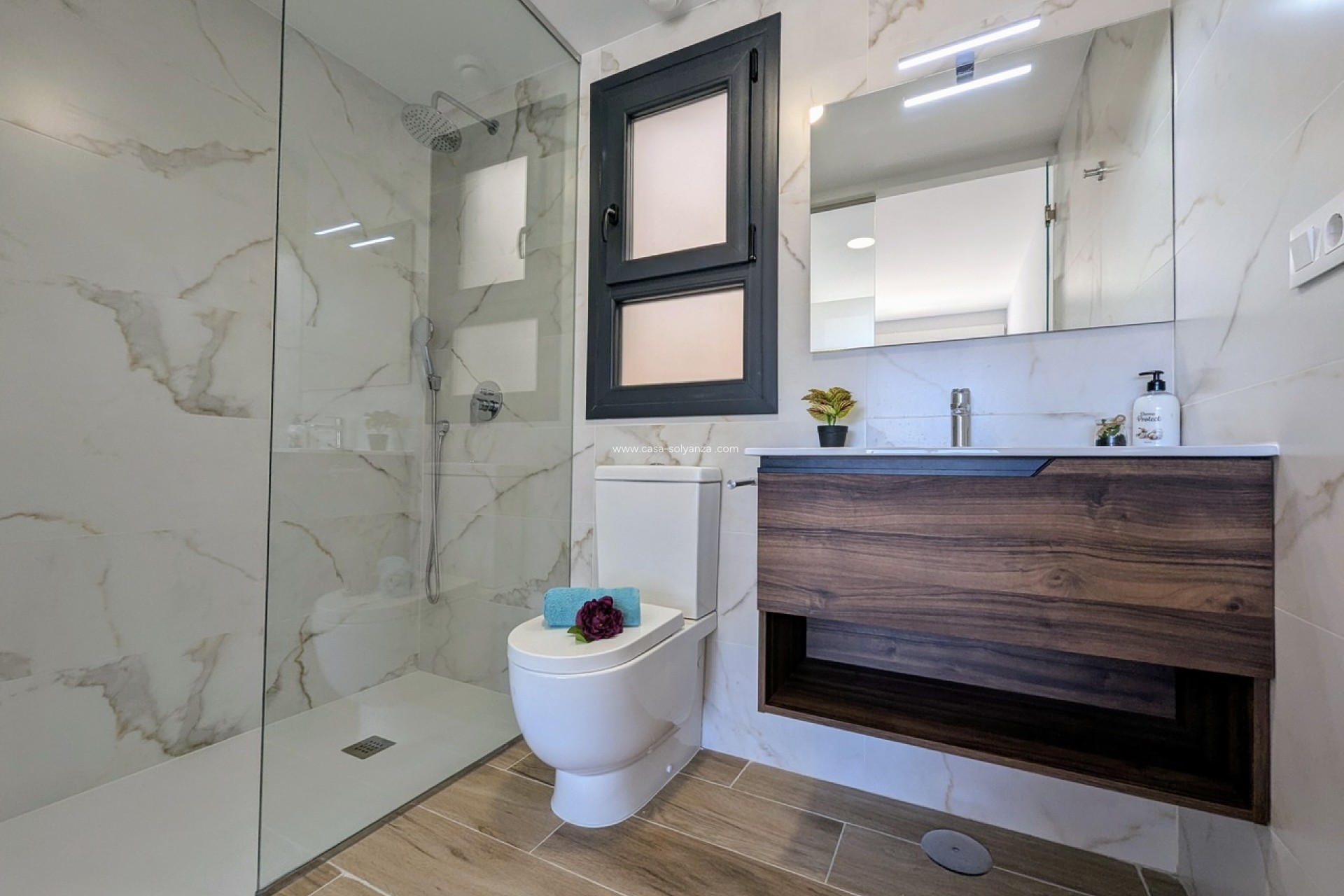 Reventa - Apartamento / piso - Villamartin - Costa Blanca