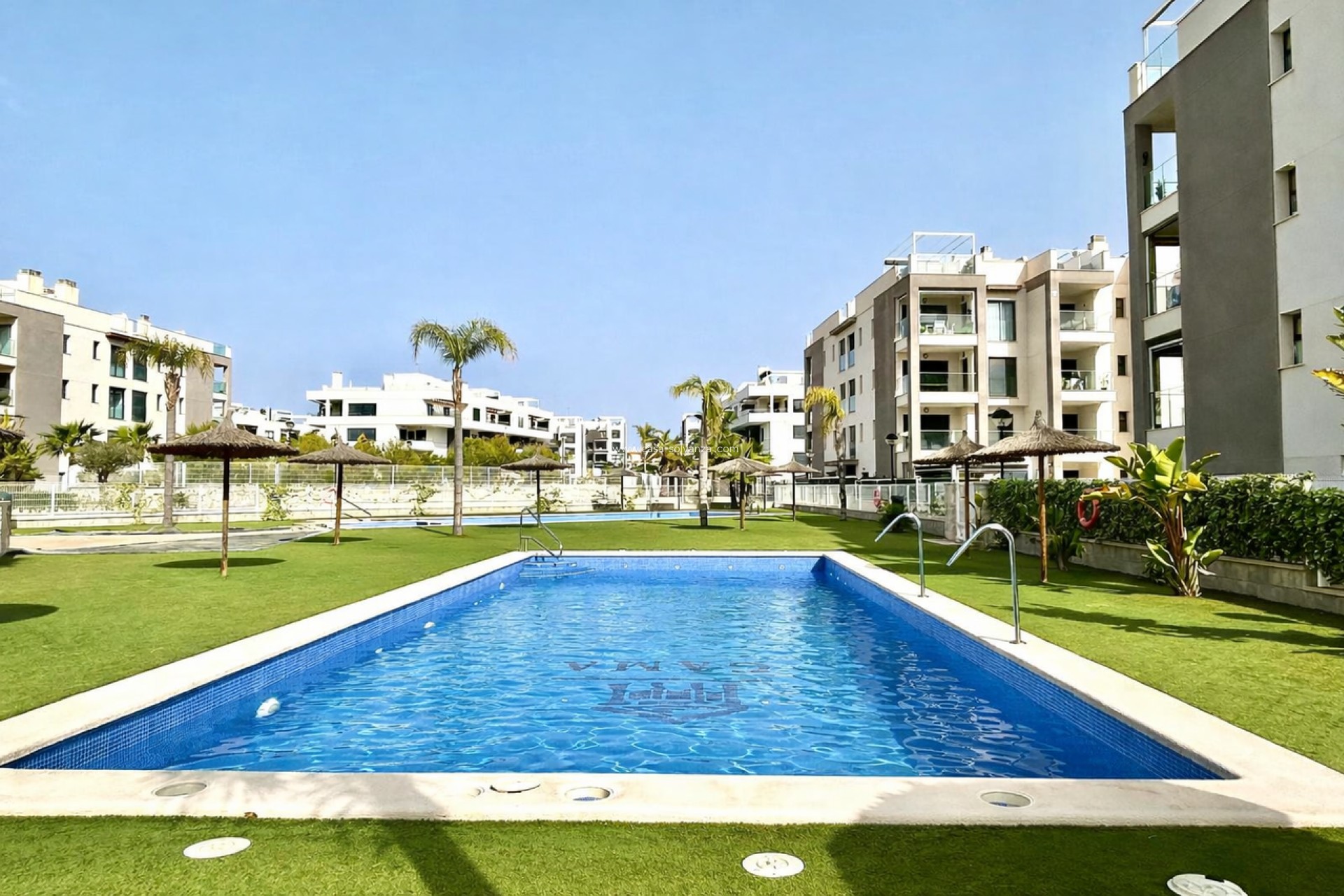 Reventa - Apartamento / piso - Villamartin - Costa Blanca