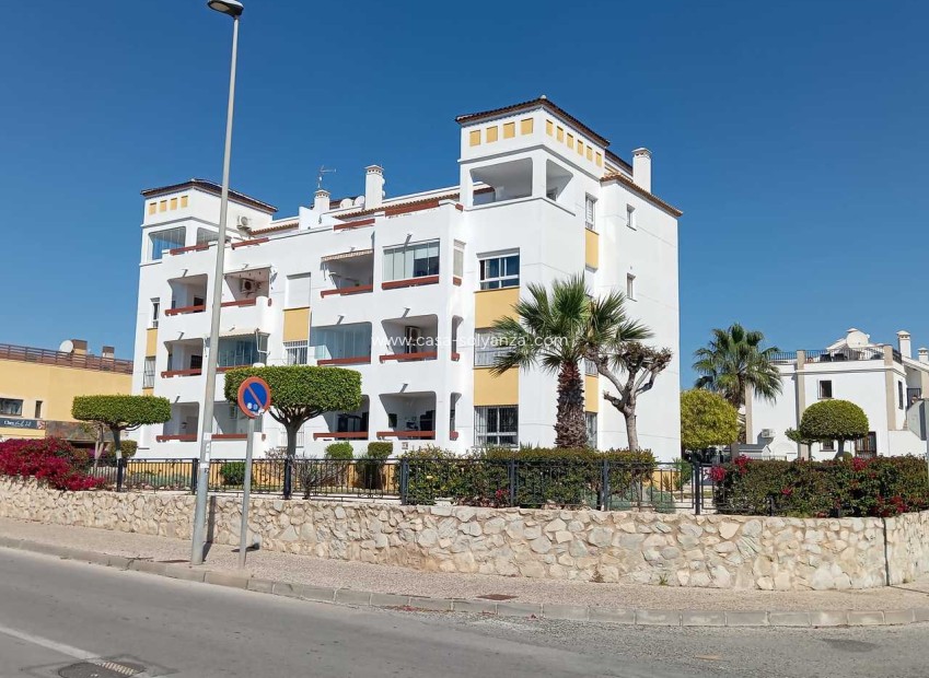 Reventa - Apartamento / piso - Villamartin - Costa Blanca