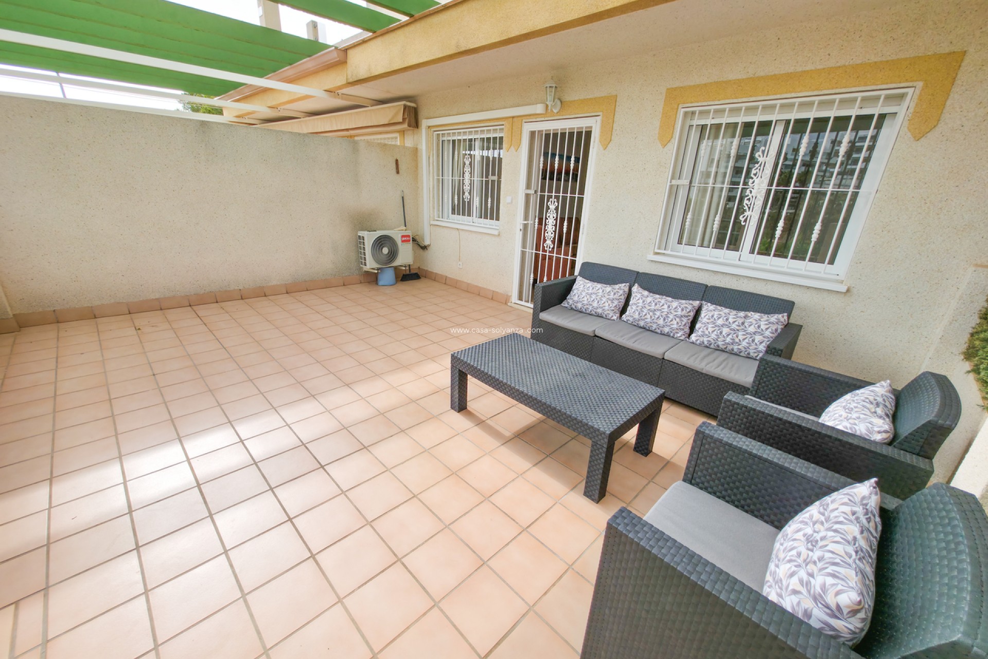Reventa - Apartamento / piso - Villamartin - Costa Blanca