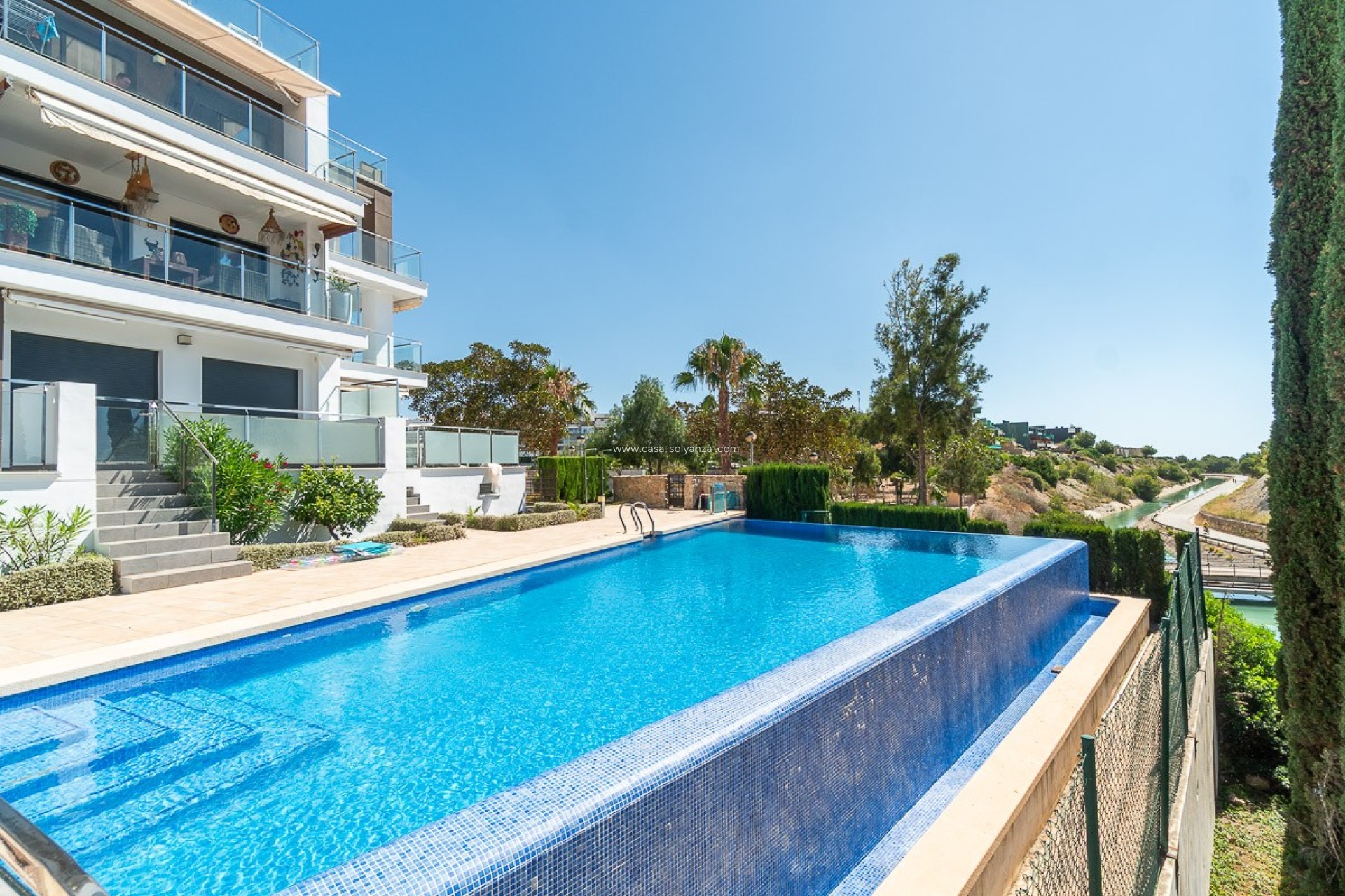Reventa - Apartamento / piso - Villamartin - Costa Blanca