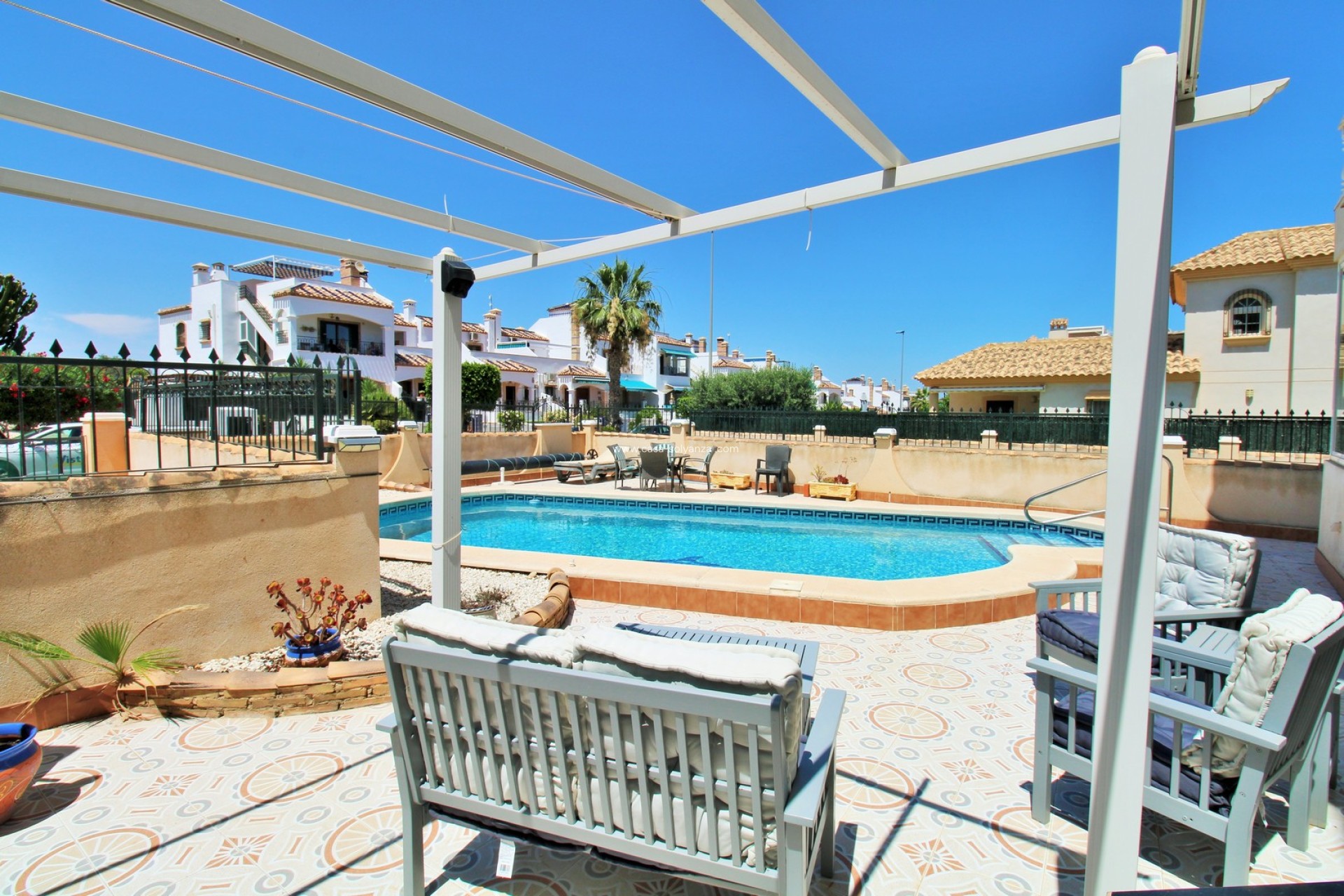 Reventa - Apartamento / piso - Villamartin - PAU 8