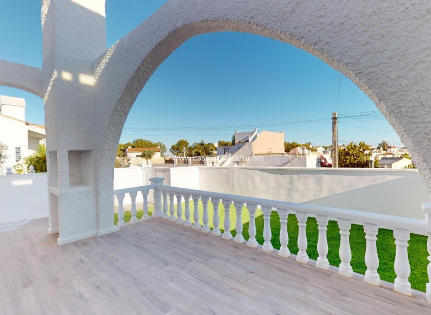 Reventa - Bungalow - San Miguel de Salinas - BLUE LAGOON