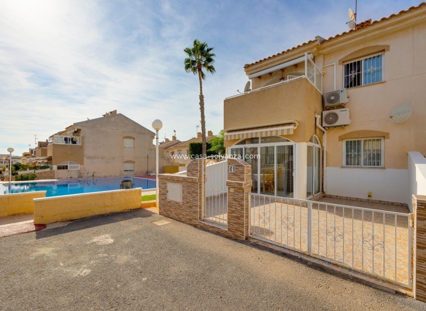Reventa - Bungalow - Torrevieja - Aguas nuevas
