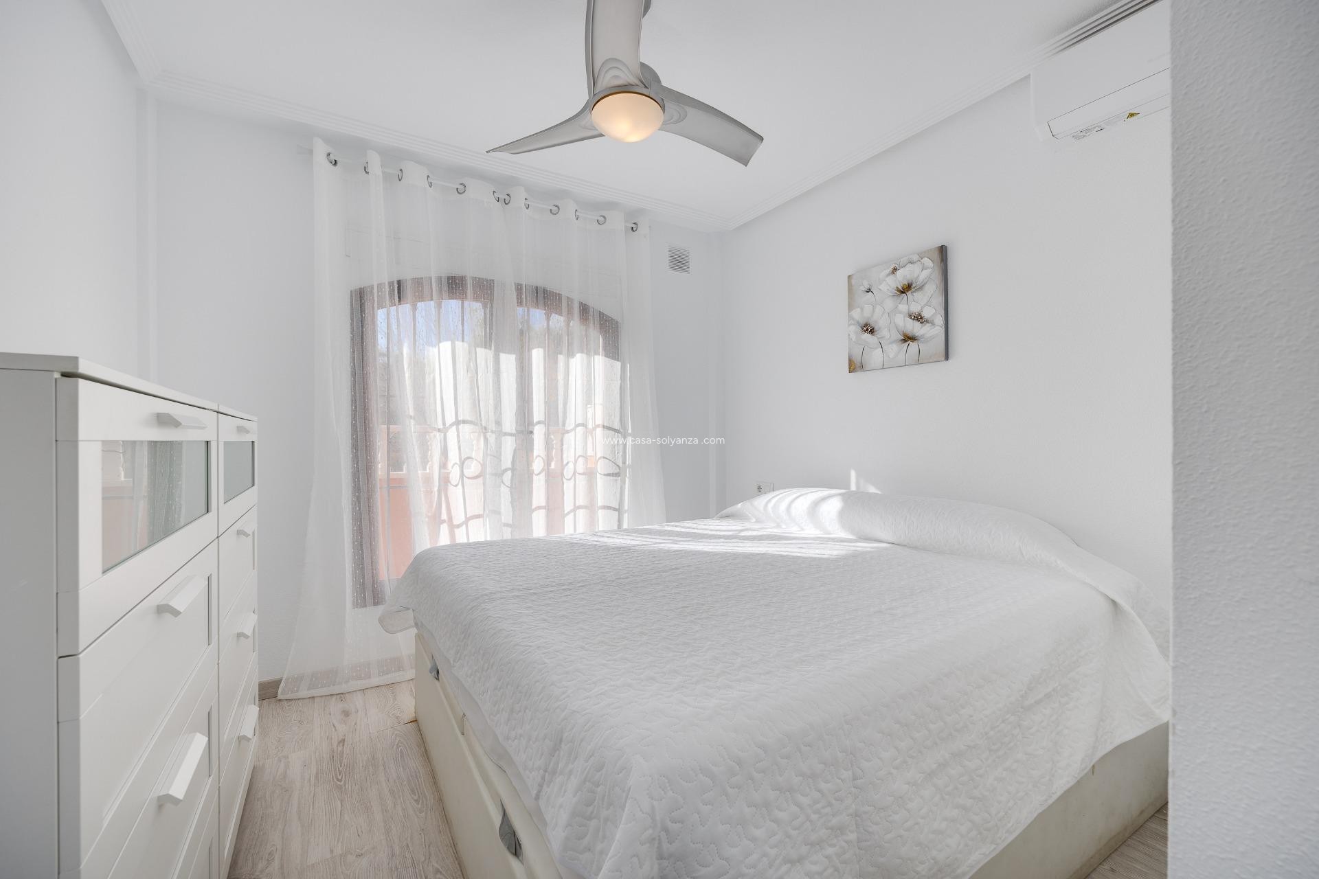 Reventa - Bungalow - Torrevieja - Aguas nuevas