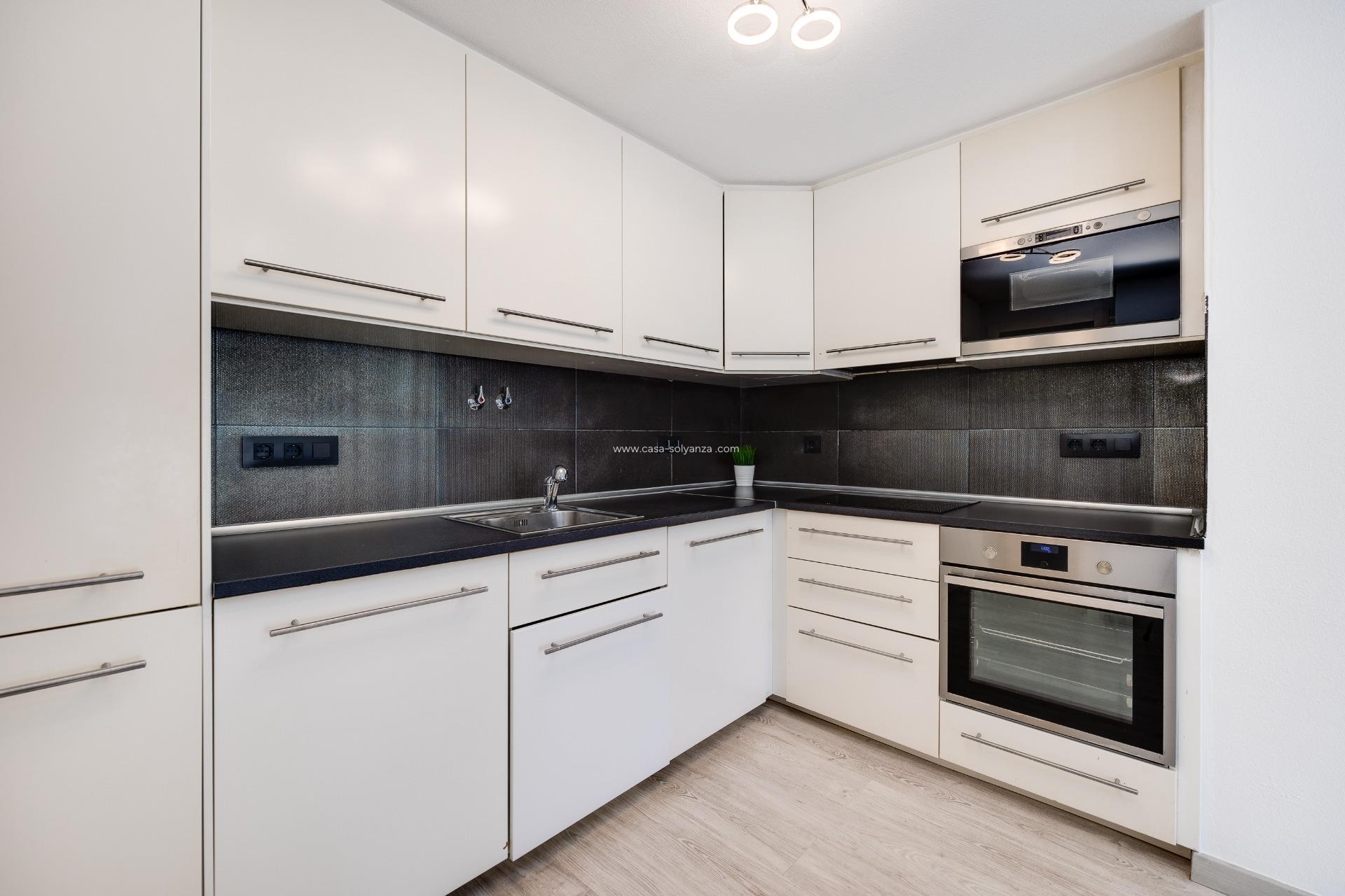 Reventa - Bungalow - Torrevieja - Aguas nuevas