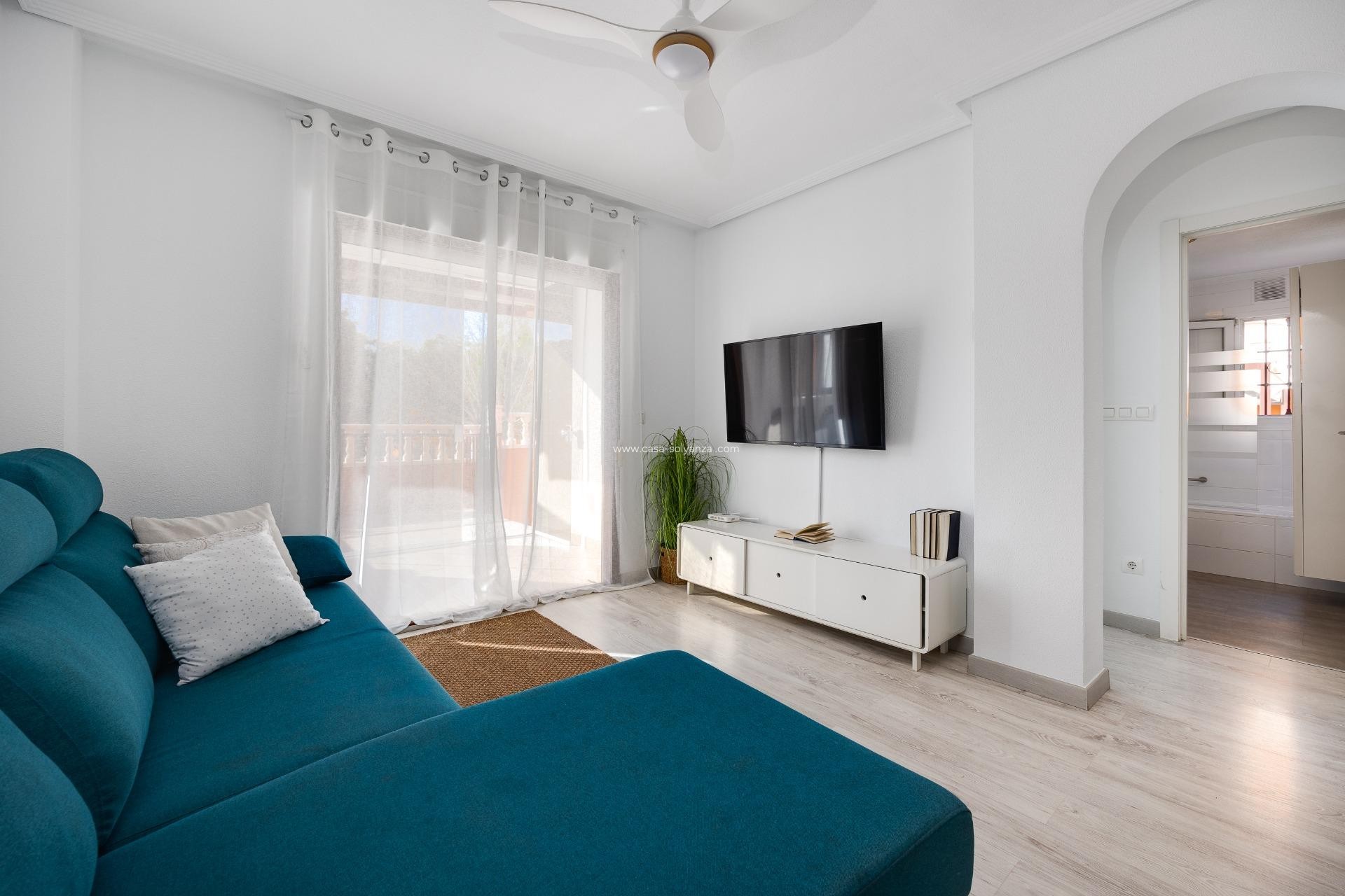 Reventa - Bungalow - Torrevieja - Aguas nuevas