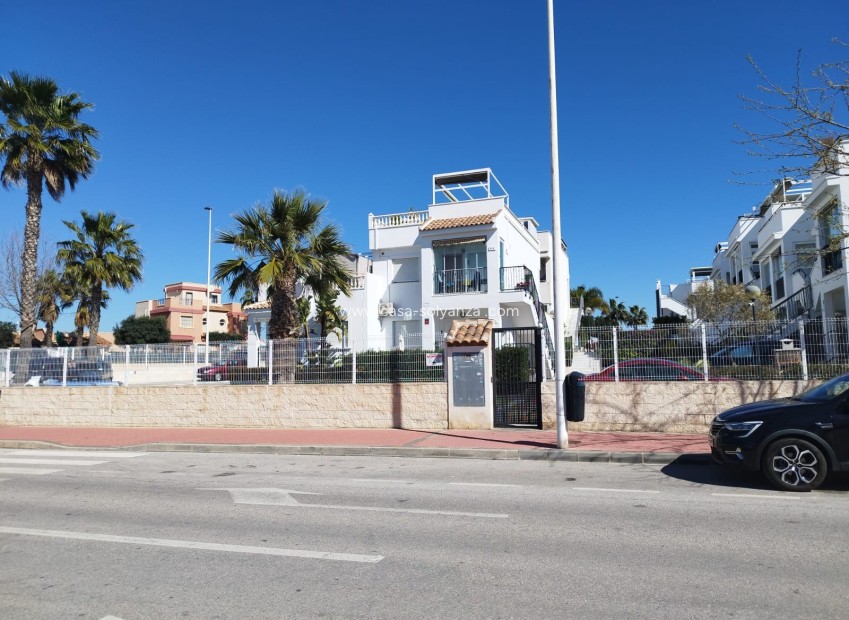 Reventa - Bungalow - Torrevieja - Aguas nuevas