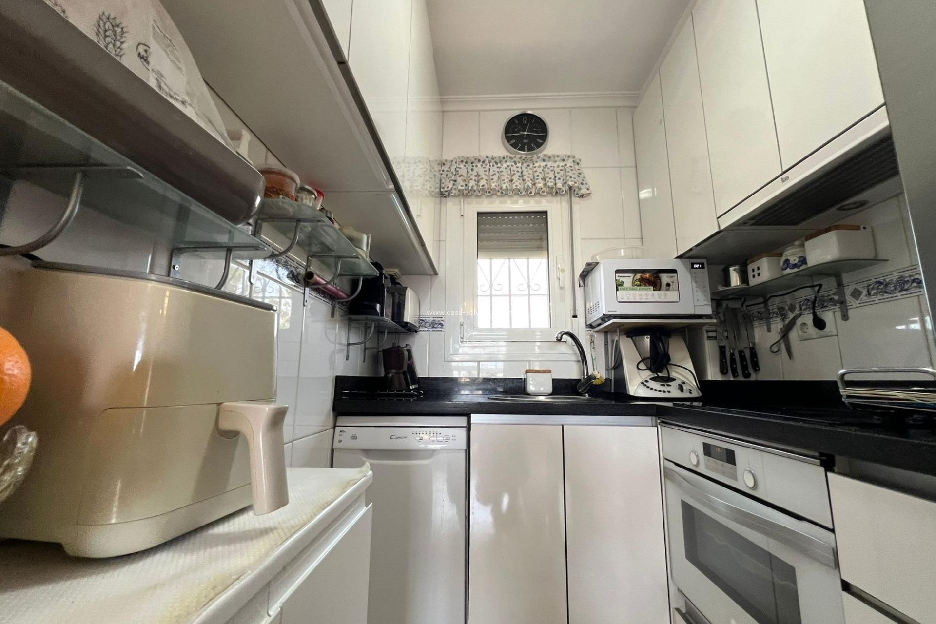 Reventa - Bungalow - Torrevieja - Aguas nuevas
