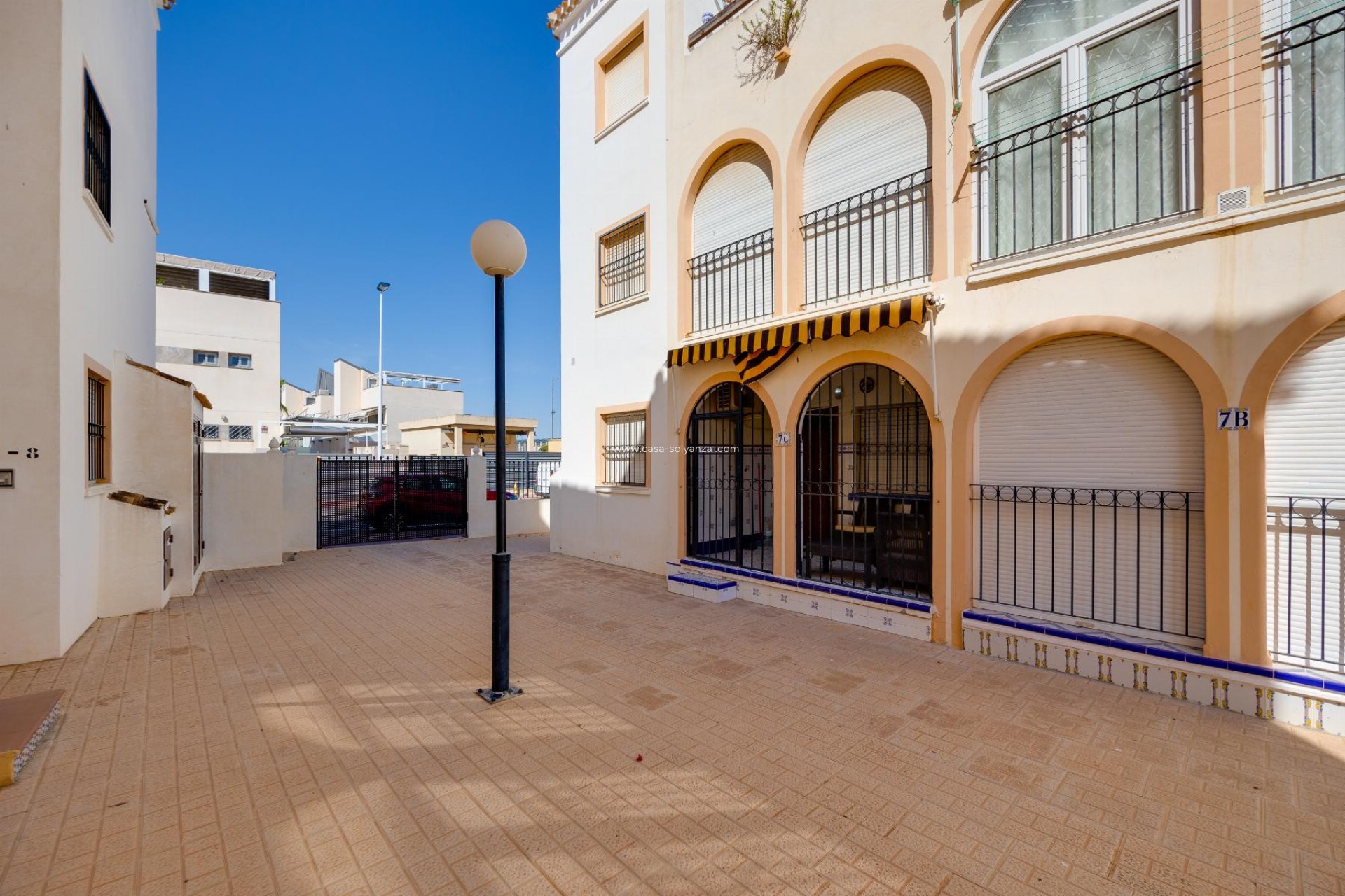 Reventa - Bungalow - Torrevieja - Playa De Los Naufragos