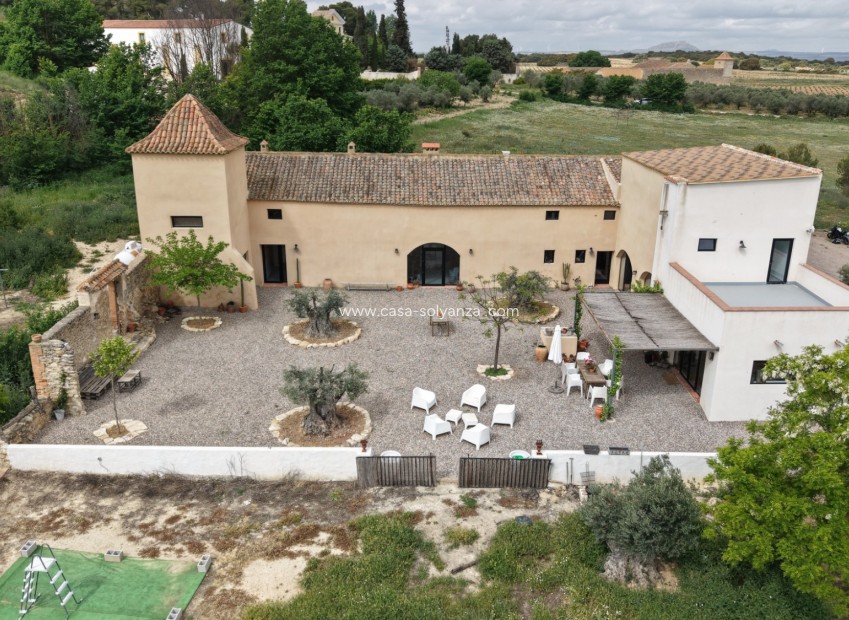 Reventa - Comercial - Almansa