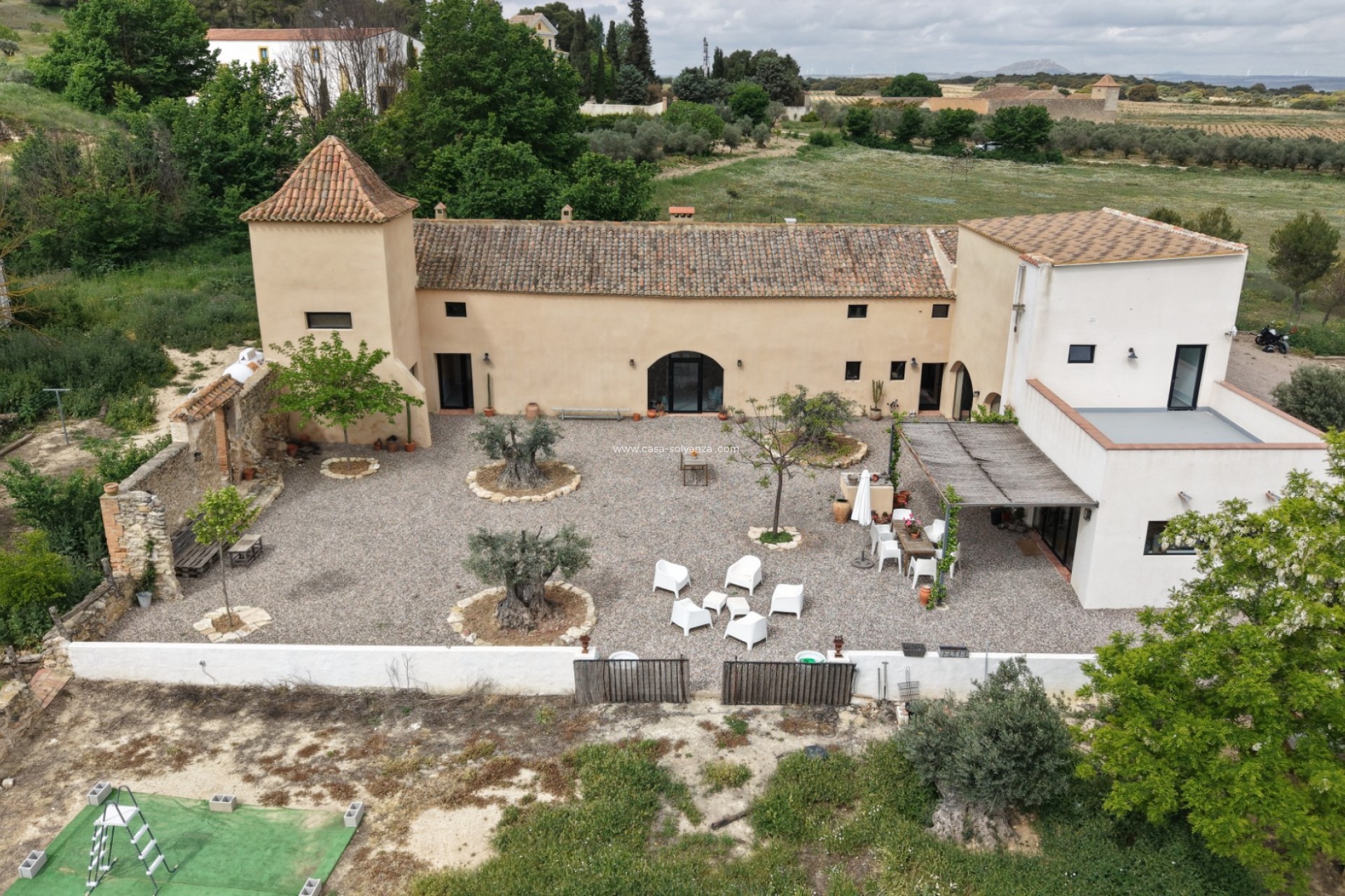 Reventa - Comercial - Almansa