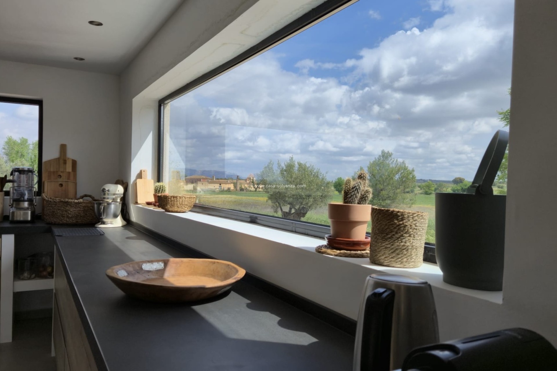 Reventa - Comercial - Almansa