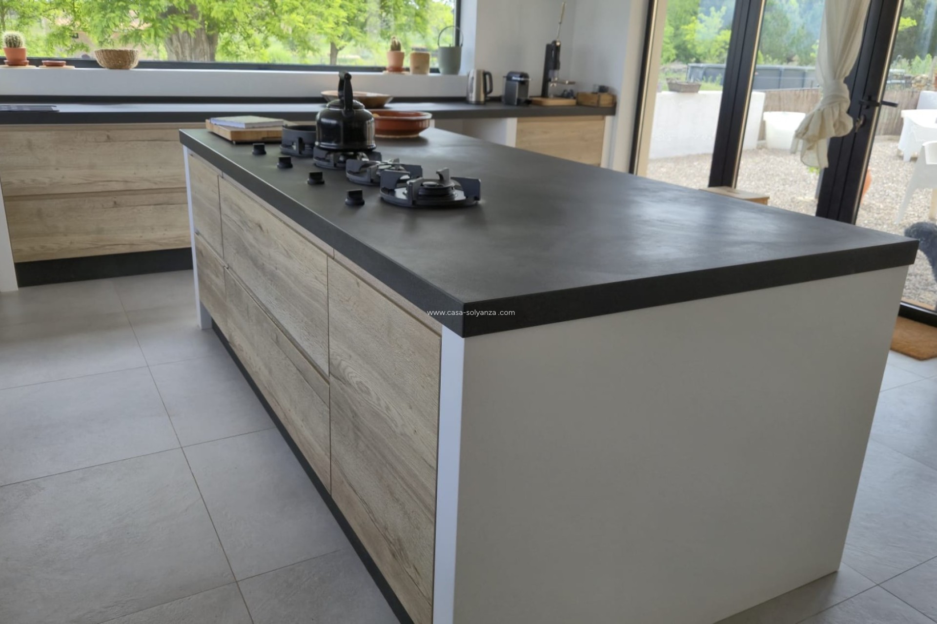 Reventa - Comercial - Almansa