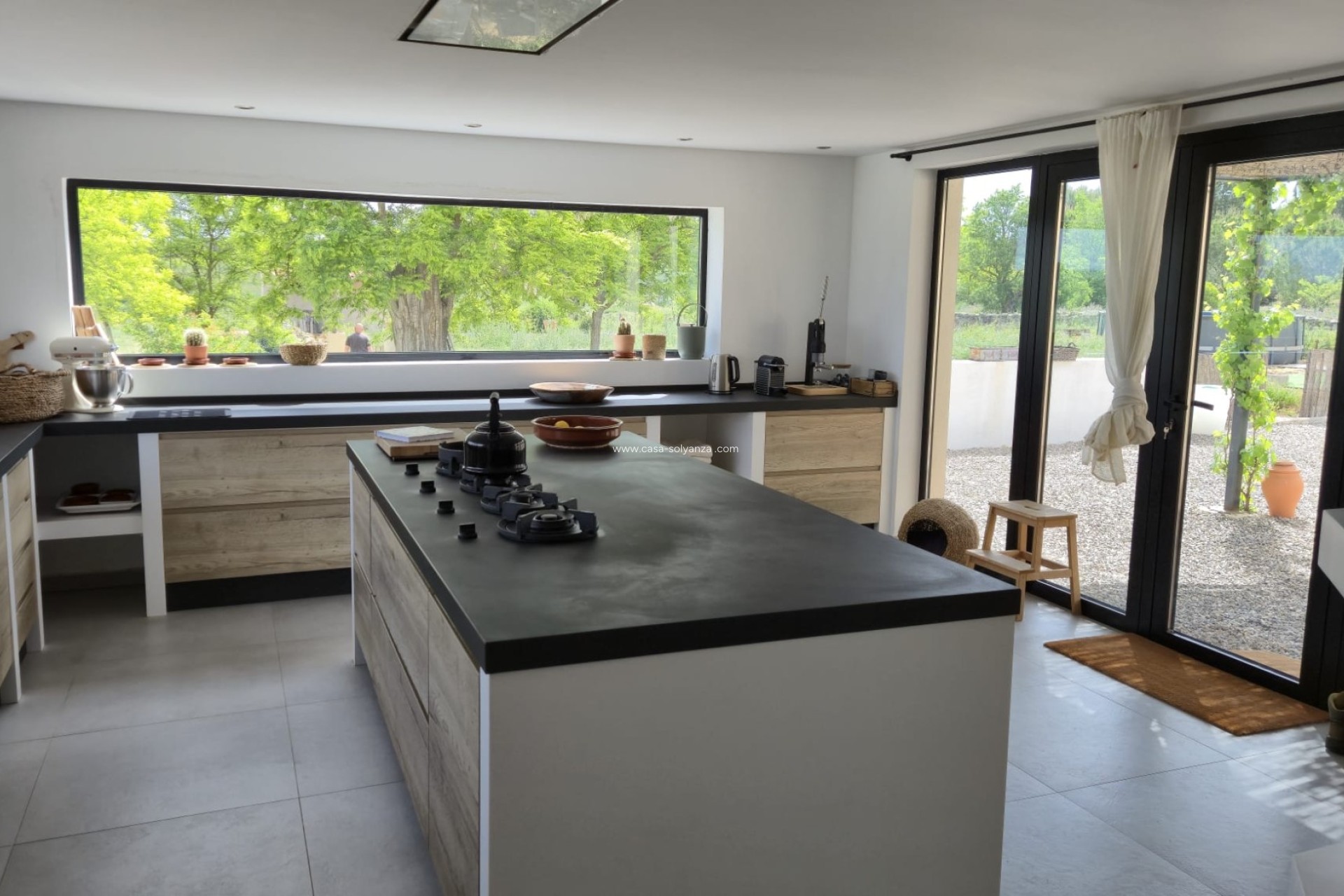 Reventa - Comercial - Almansa