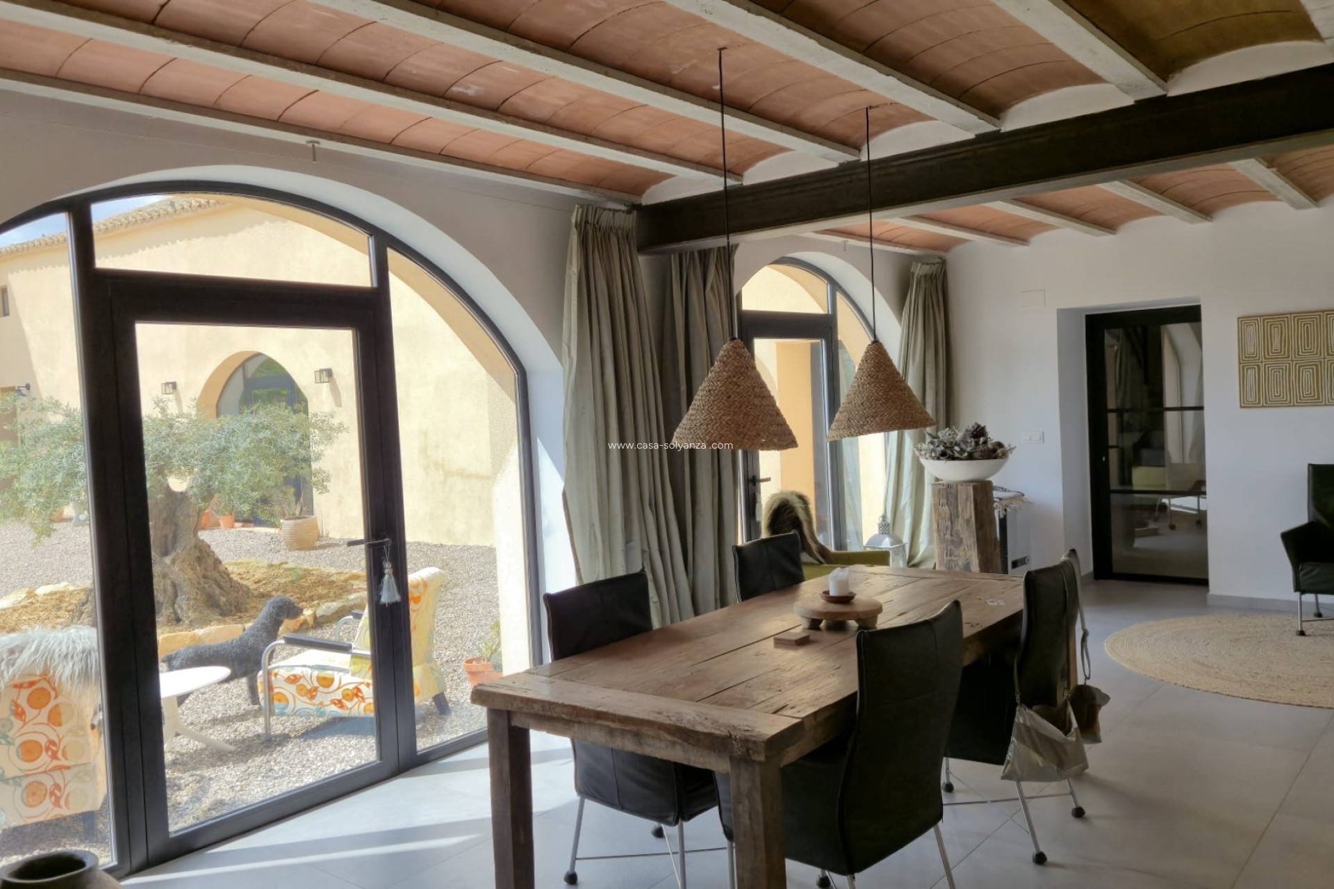 Reventa - Comercial - Almansa