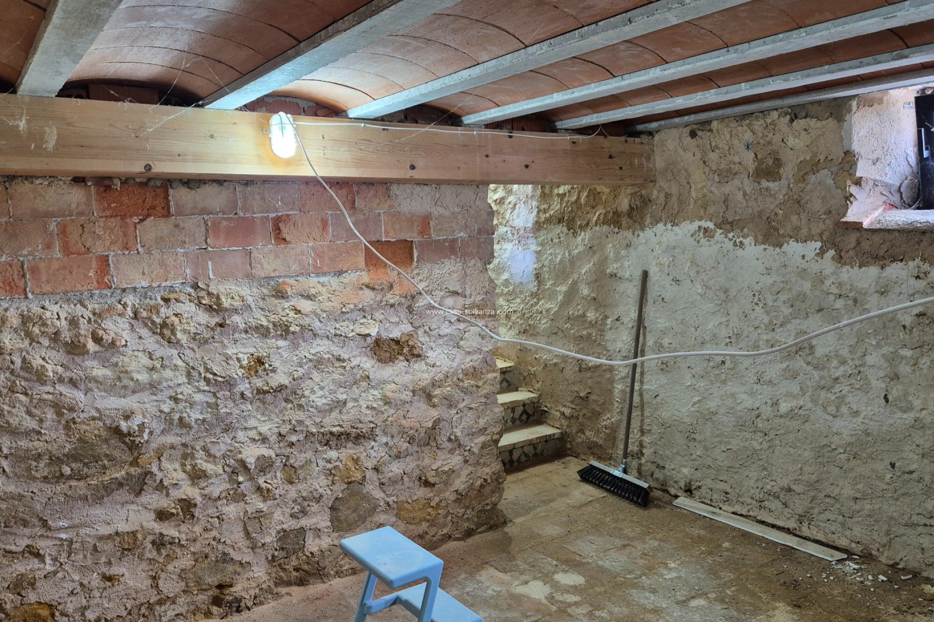 Reventa - Comercial - Almansa