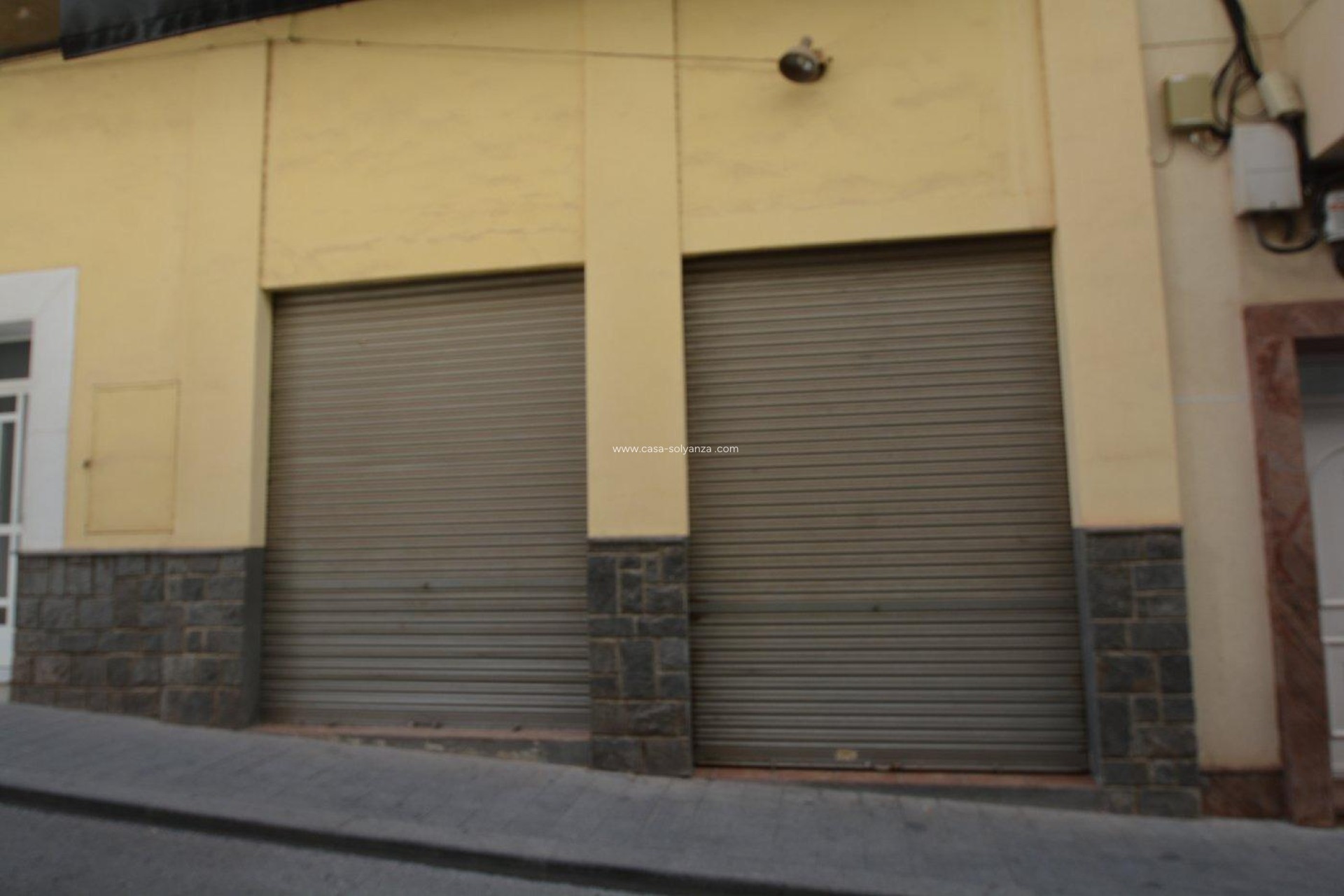 Reventa - Comercial - Bigastro - Center