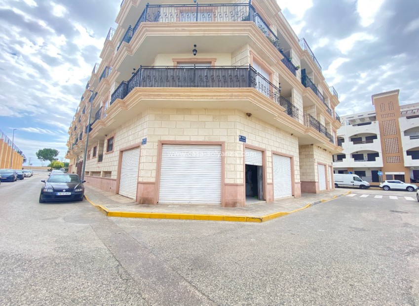 Reventa - Comercial - Formentera de Segura - Costa Blanca