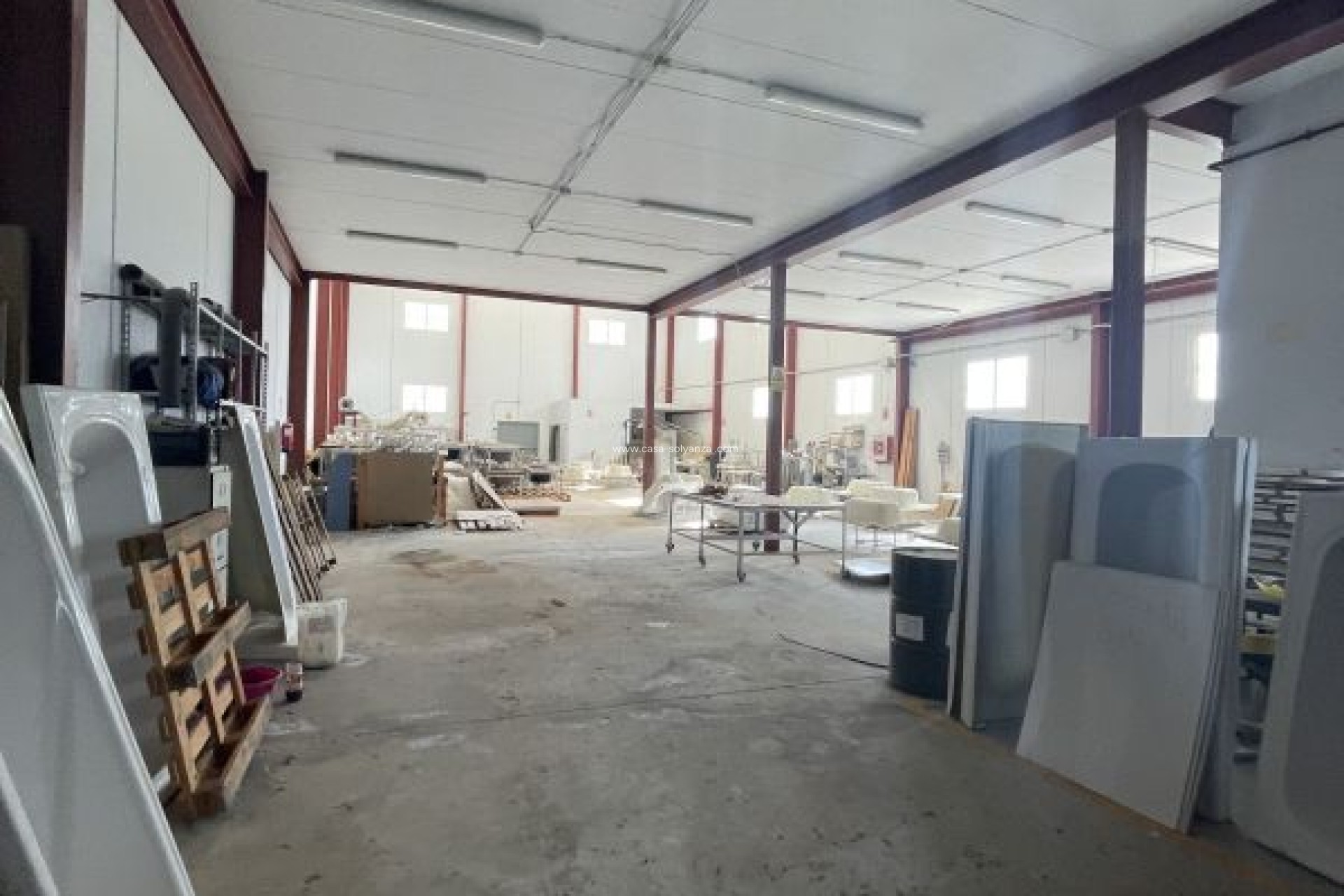 Reventa - Comercial - Hondón de las Nieves - Inland