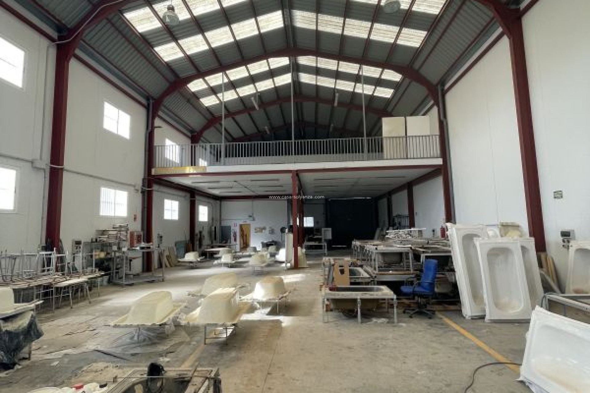 Reventa - Comercial - Hondón de las Nieves - Inland