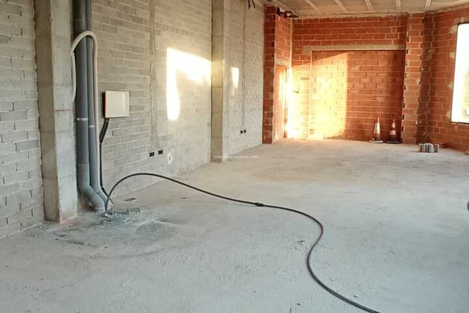 Reventa - Comercial - Jalón - Inland