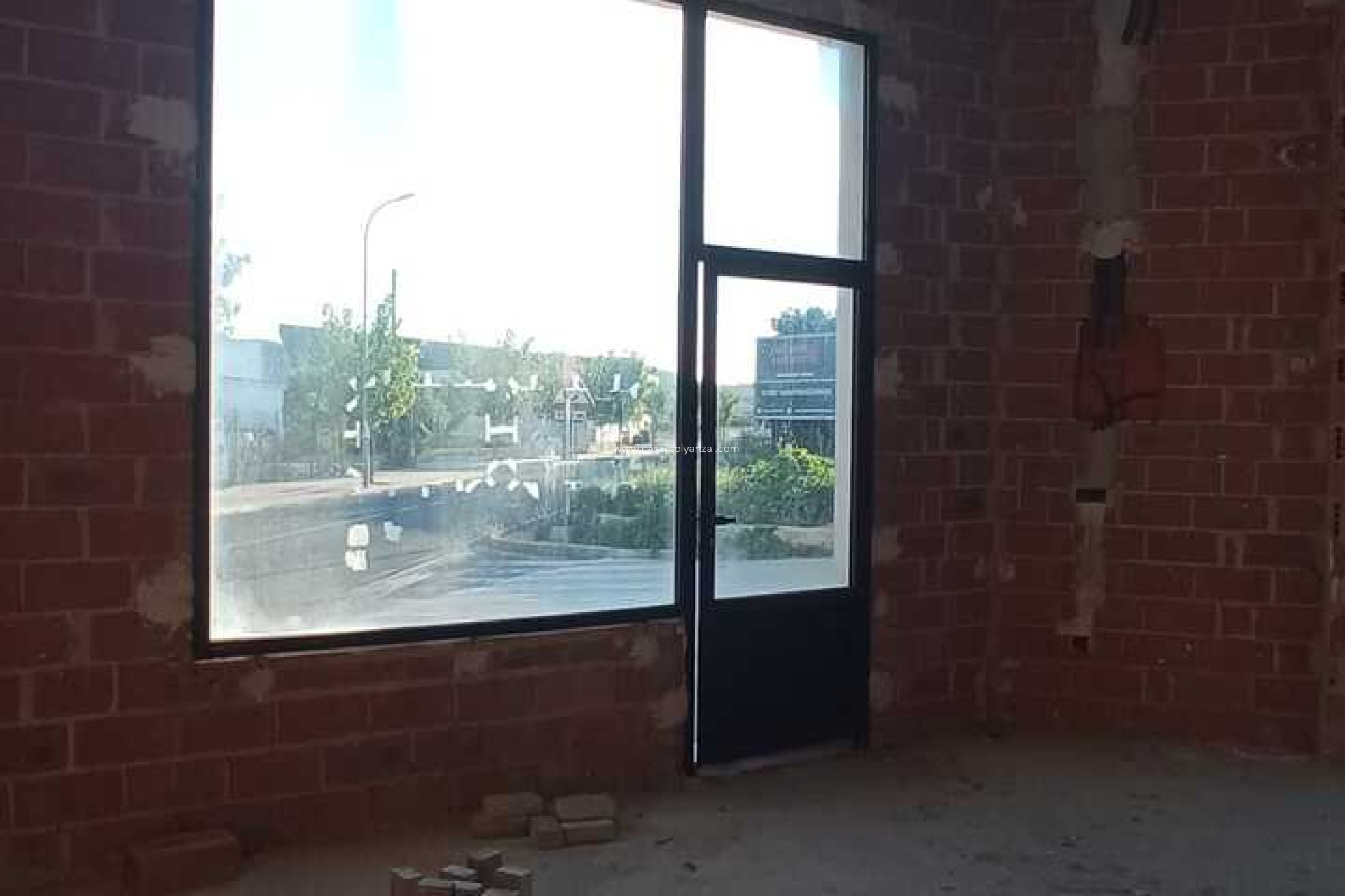 Reventa - Comercial - Jalón - Inland