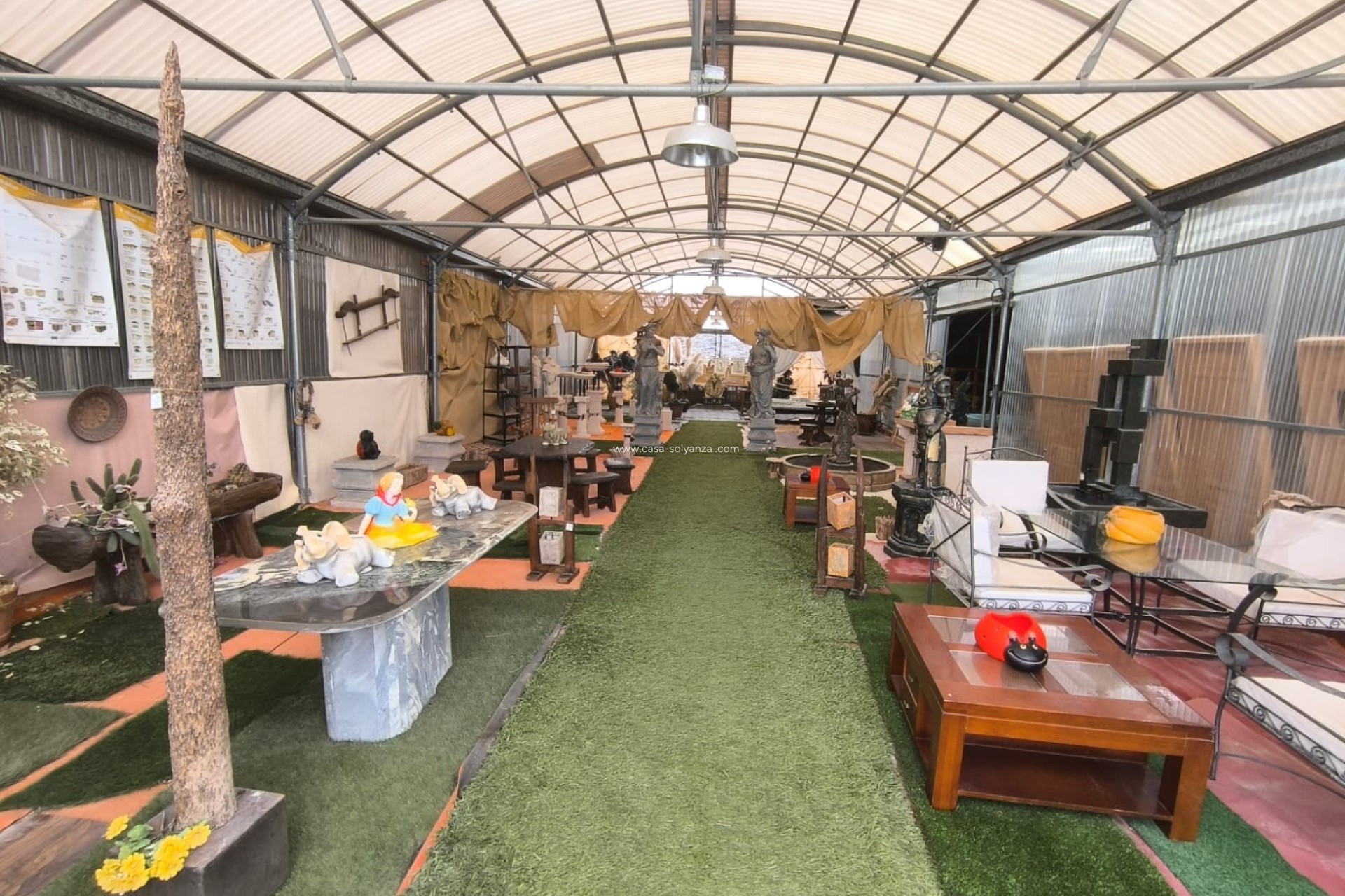 Reventa - Comercial - La Romana - Inland