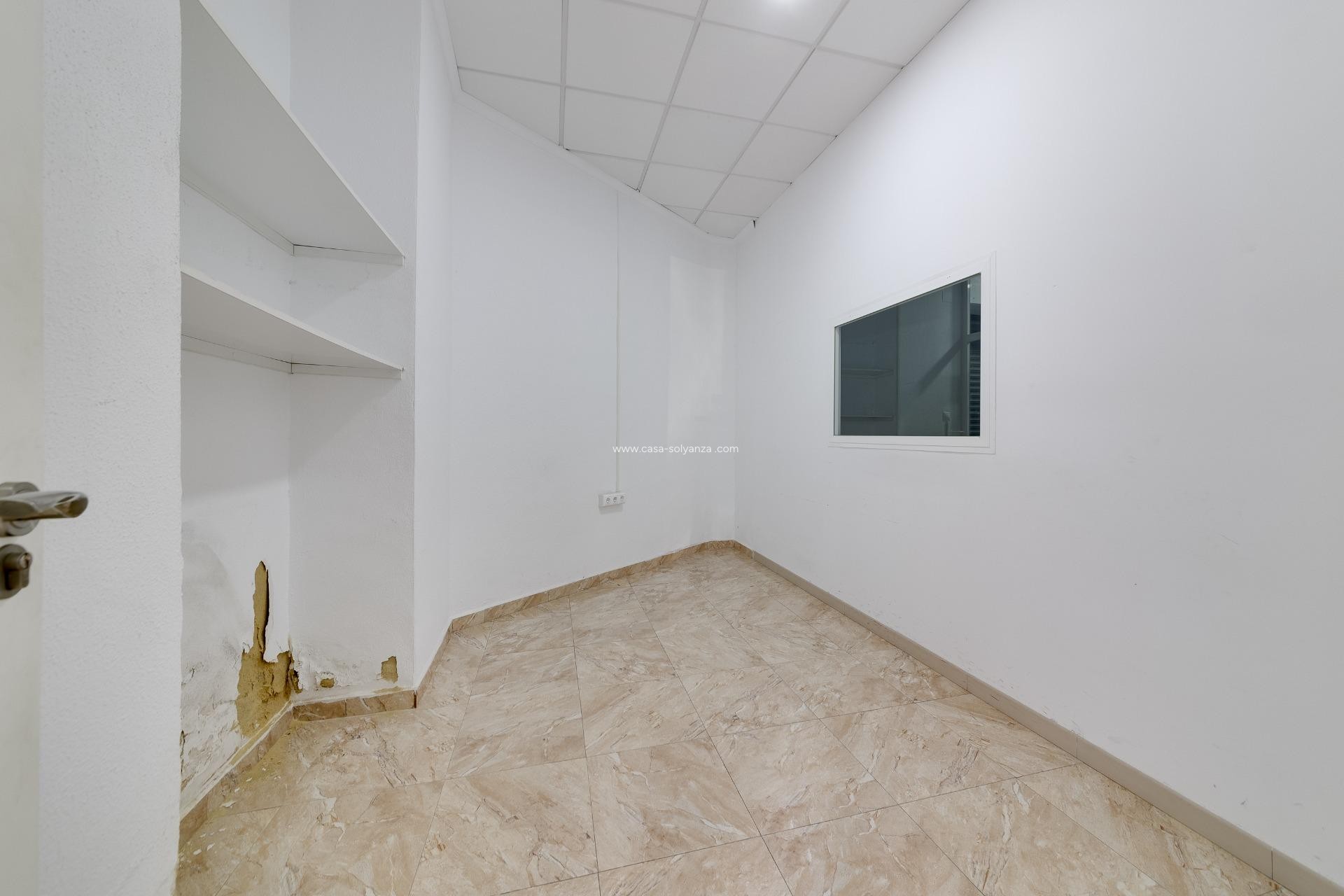 Reventa - Comercial - Torrevieja - Acequion