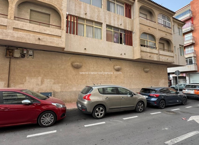 Reventa - Comercial - Torrevieja - Acequion