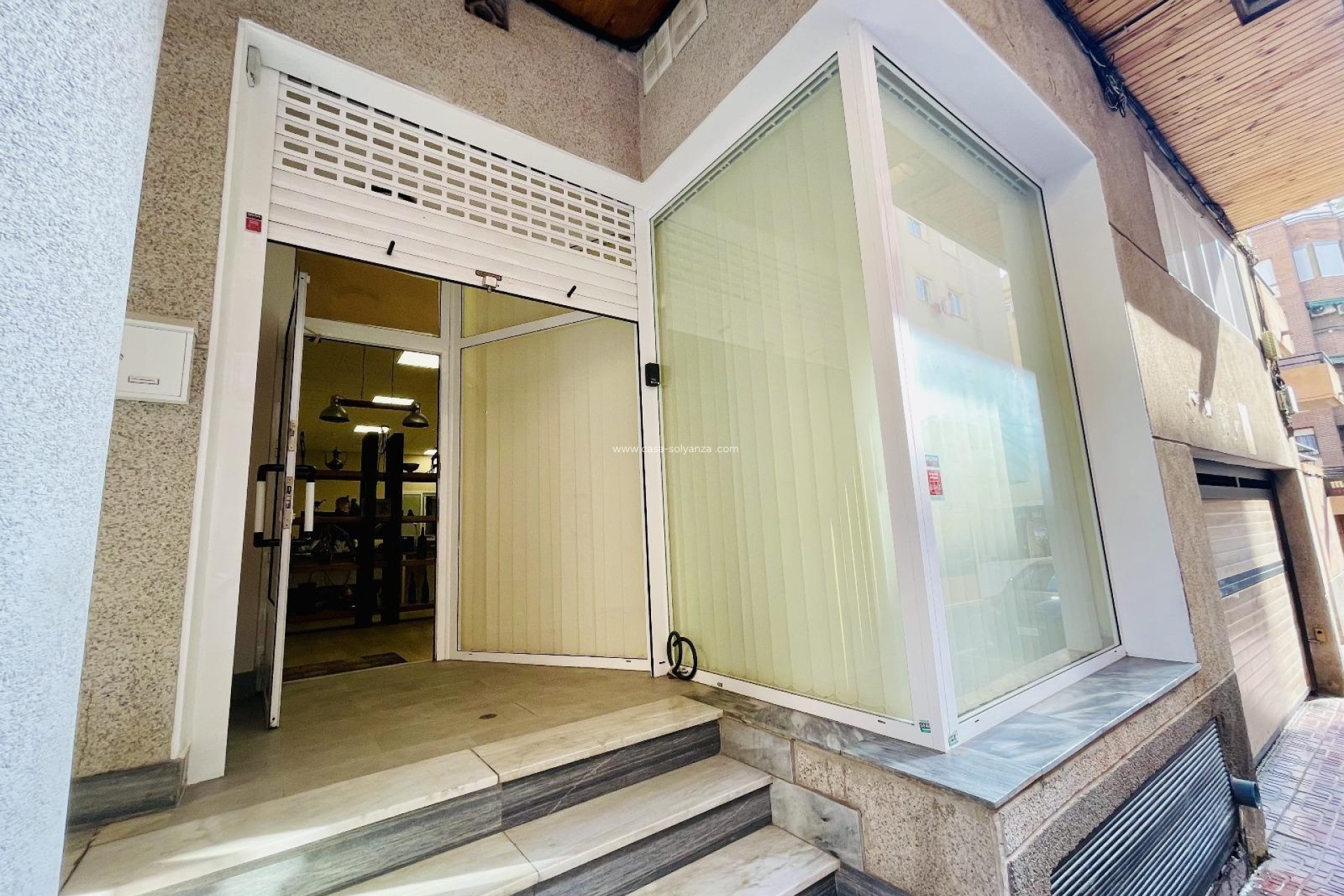 Reventa - Comercial - Torrevieja - Center