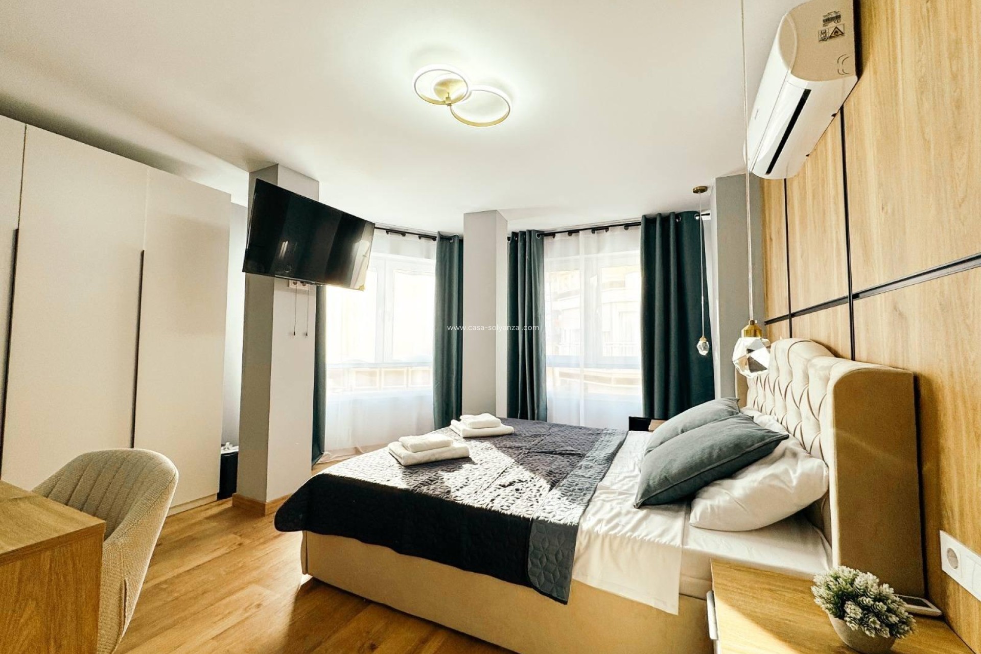 Reventa - Comercial - Torrevieja - Center