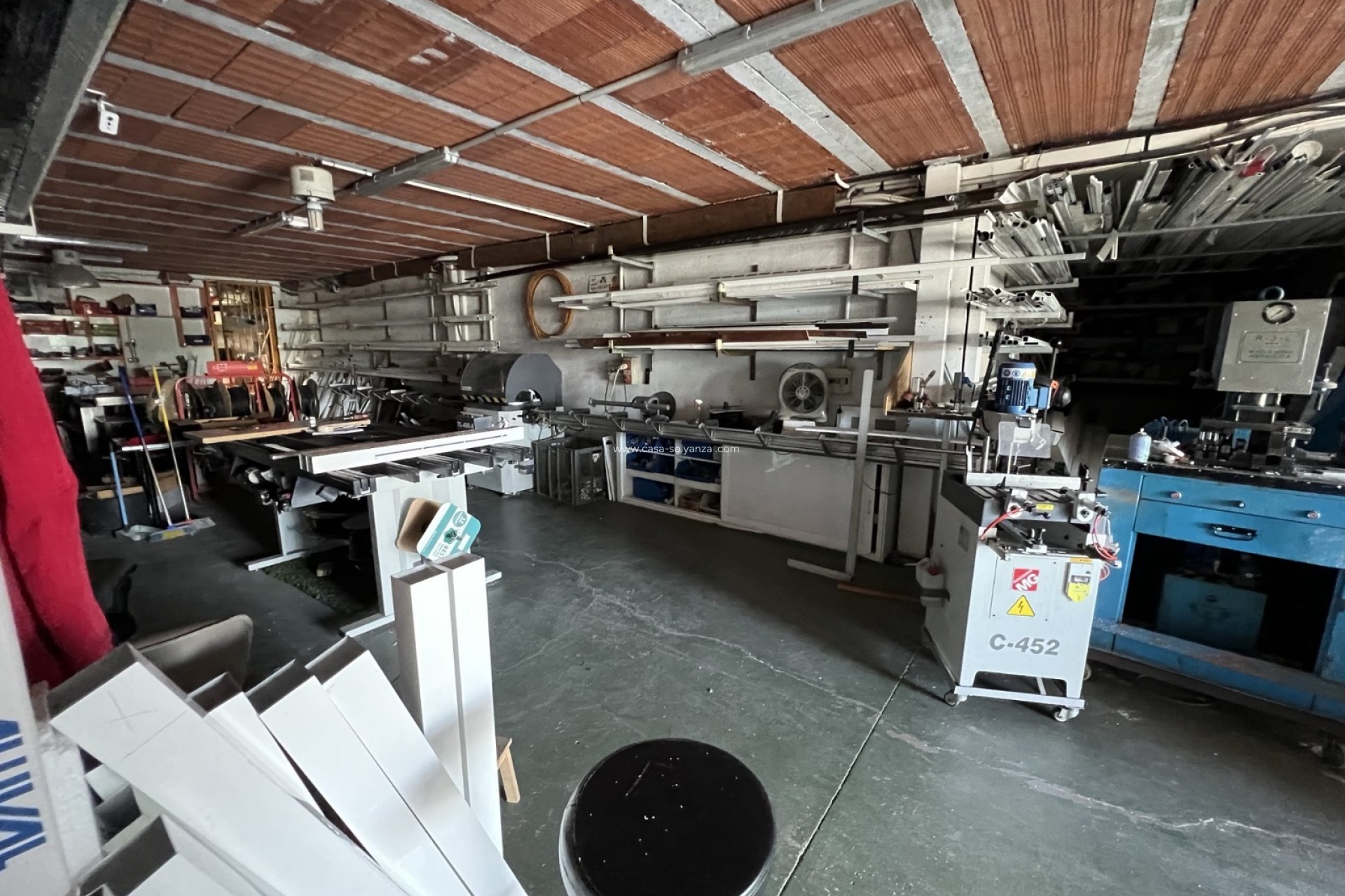 Reventa - Comercial - Torrevieja - Costa Blanca