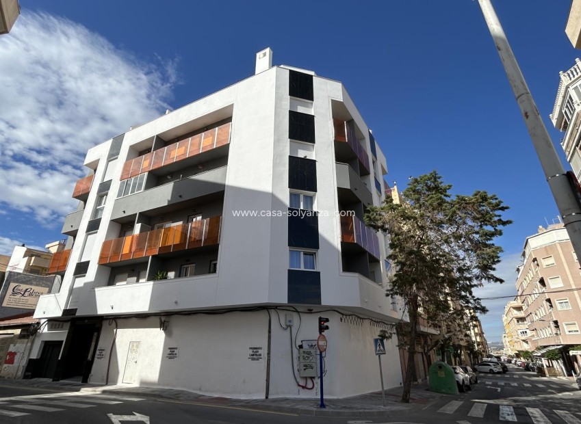 Reventa - Comercial - Torrevieja - Costa Blanca