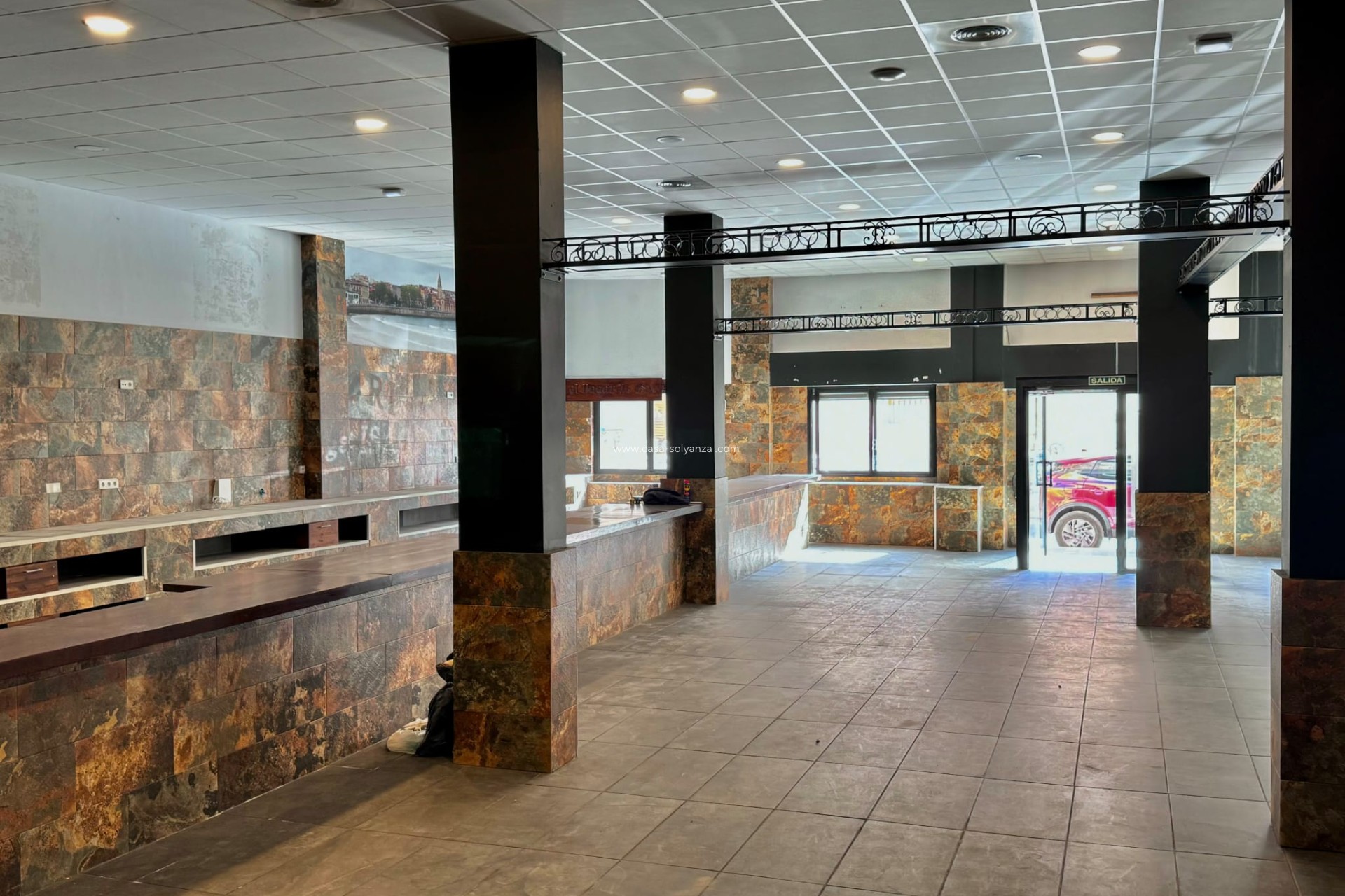 Reventa - Comercial - Torrevieja - Costa Blanca