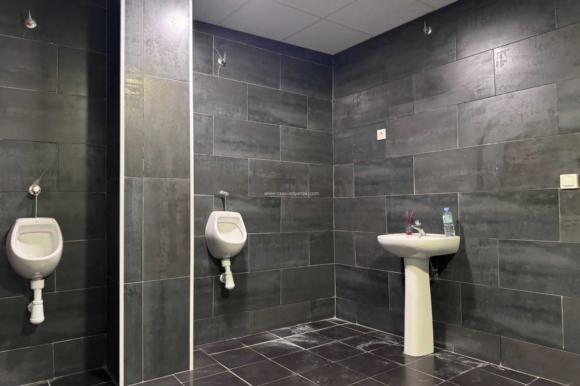 Reventa - Comercial - Torrevieja - Costa Blanca