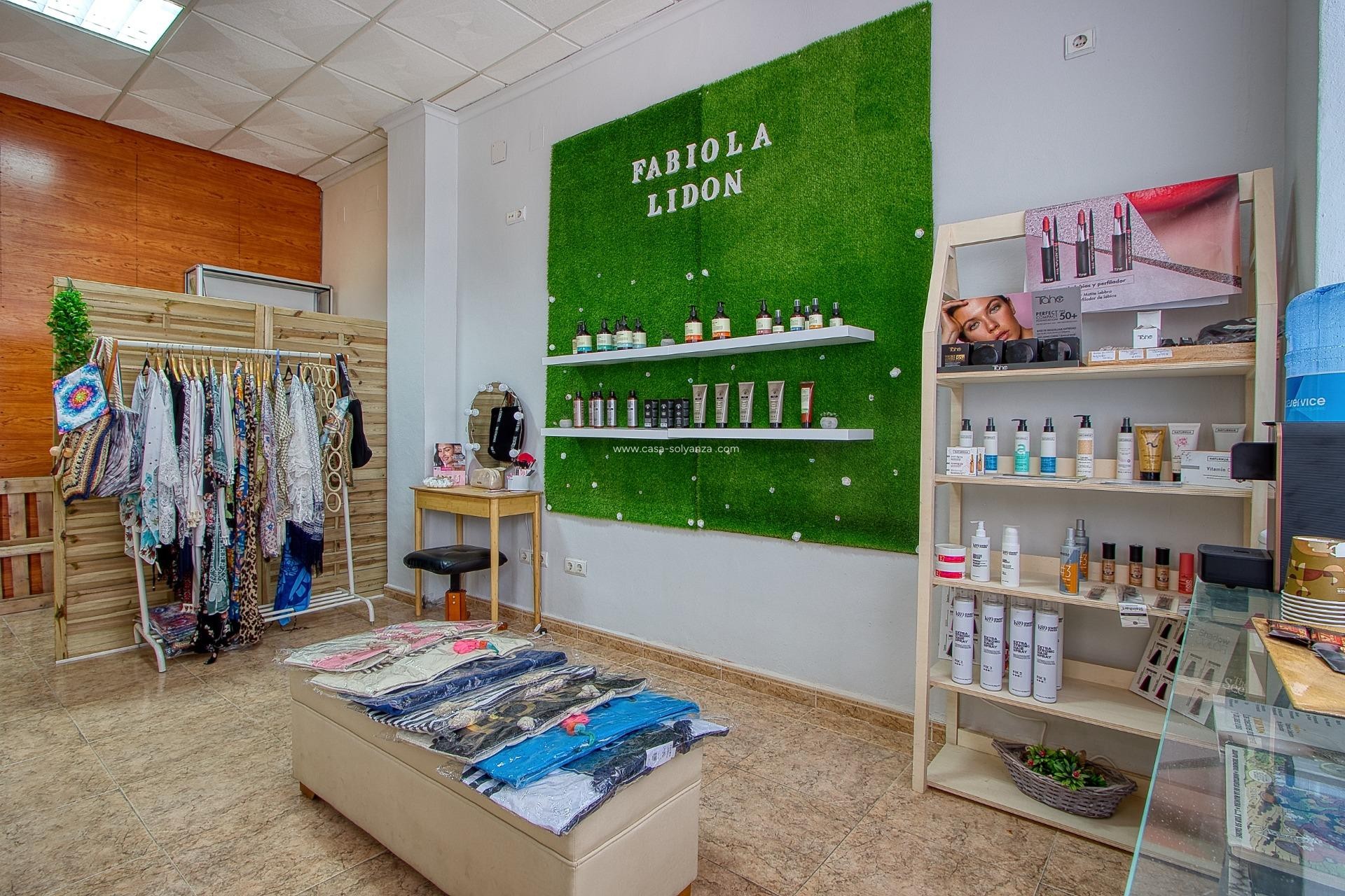 Reventa - Comercial - Torrevieja - Costa Blanca