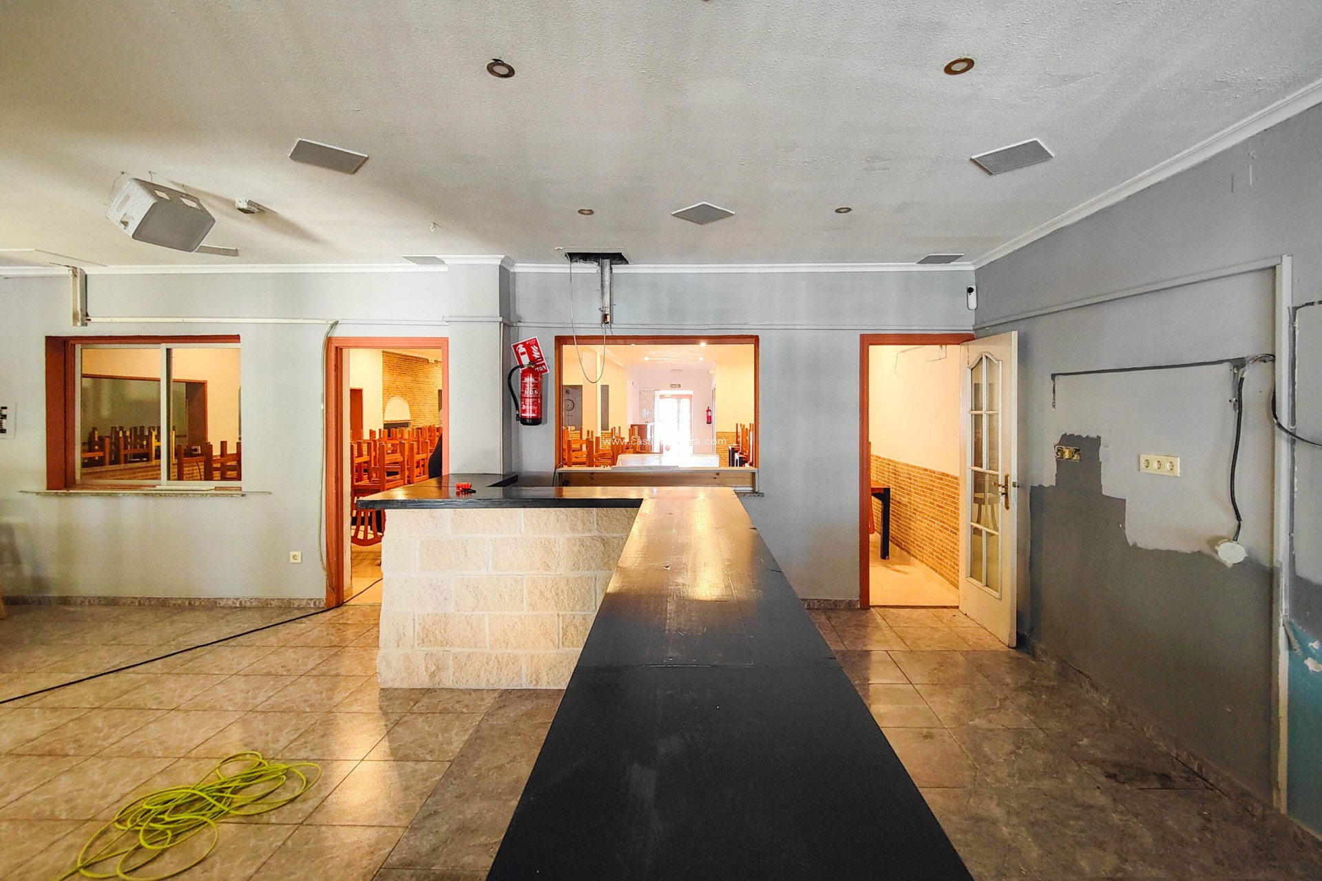 Reventa - Comercial - Torrevieja - Costa Blanca