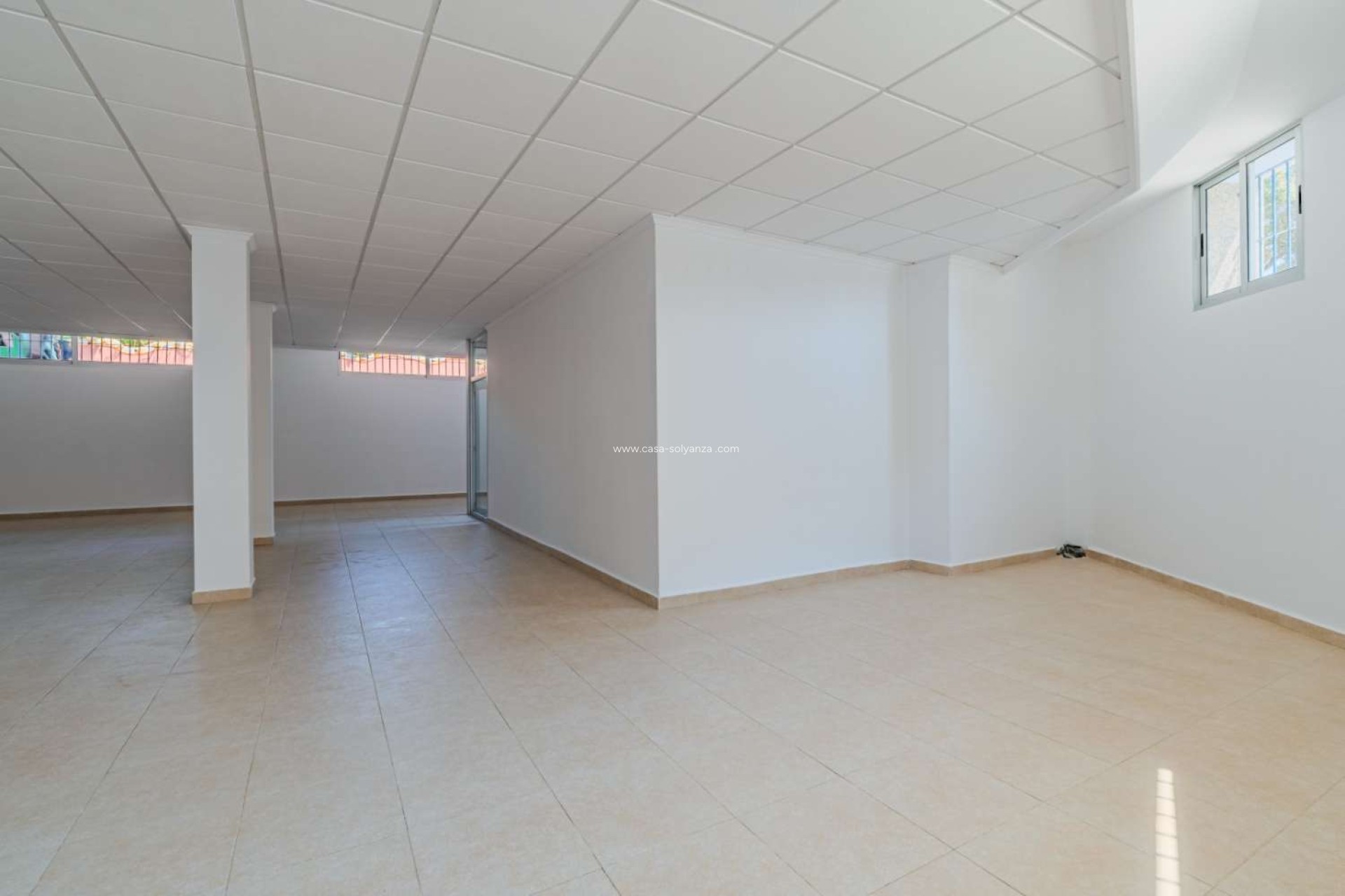 Reventa - Comercial - Torrevieja - Costa Blanca