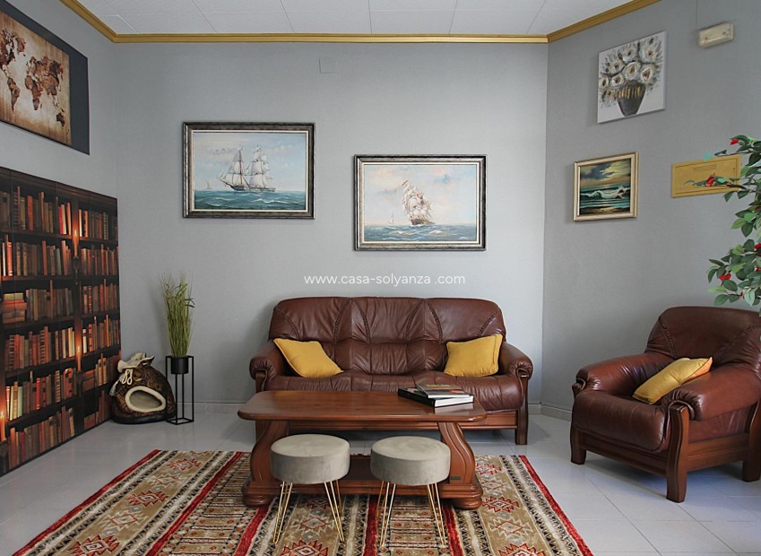 Reventa - Comercial - Torrevieja - Las Piscinas Naturales