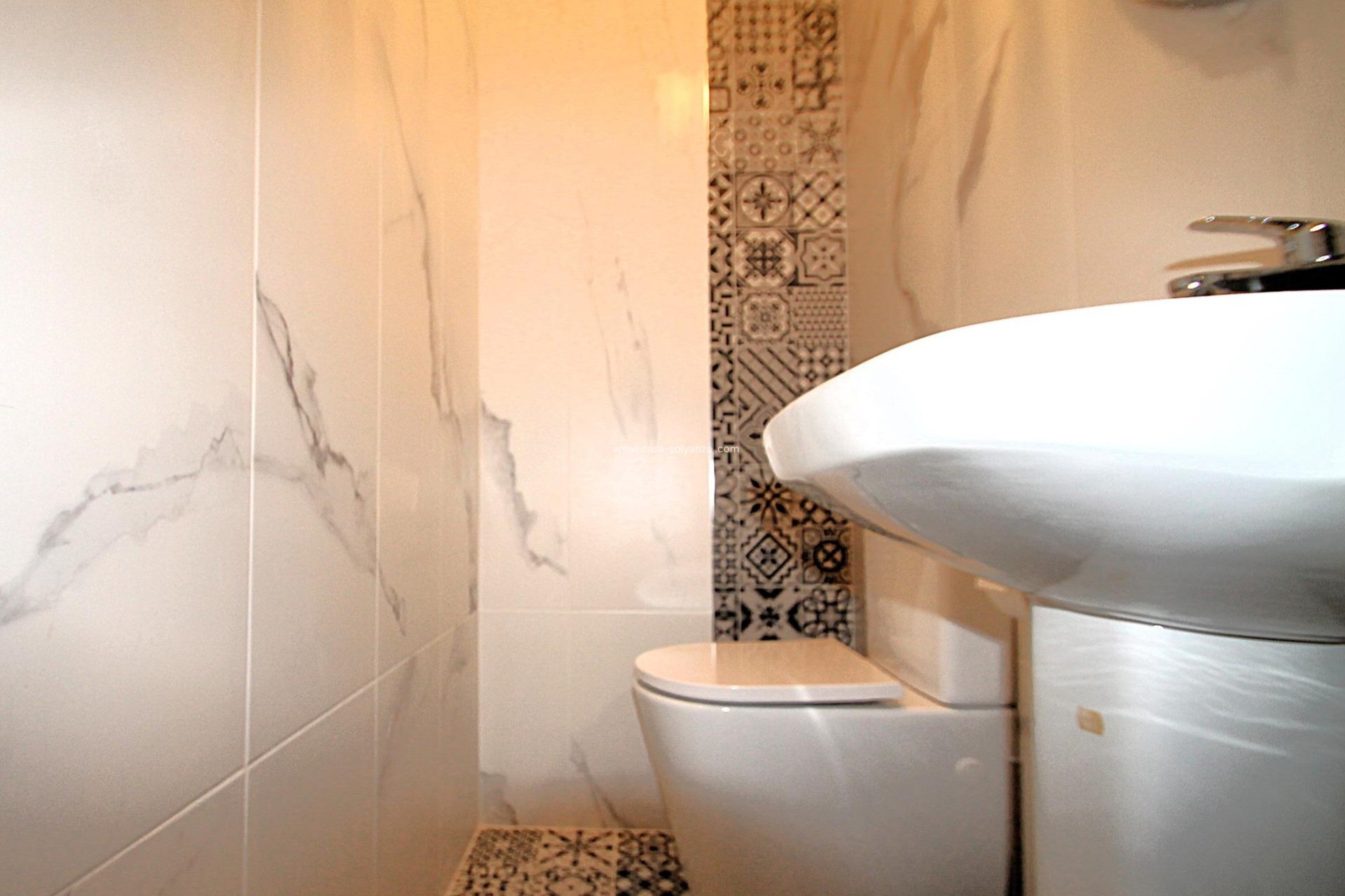 Reventa - Comercial - Torrevieja - Las Piscinas Naturales