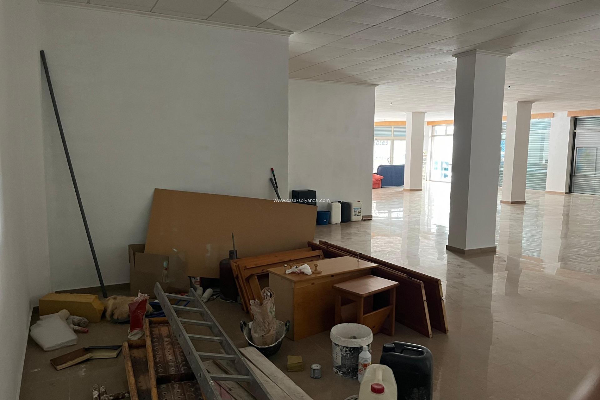 Reventa - Comercial - Torrevieja - Playa de los Locos