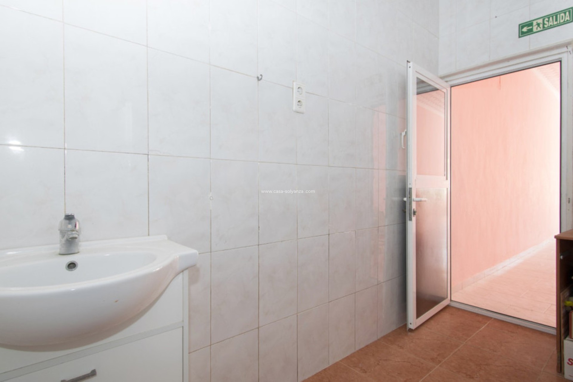 Reventa - Commercial Property - Torrevieja - La Mata