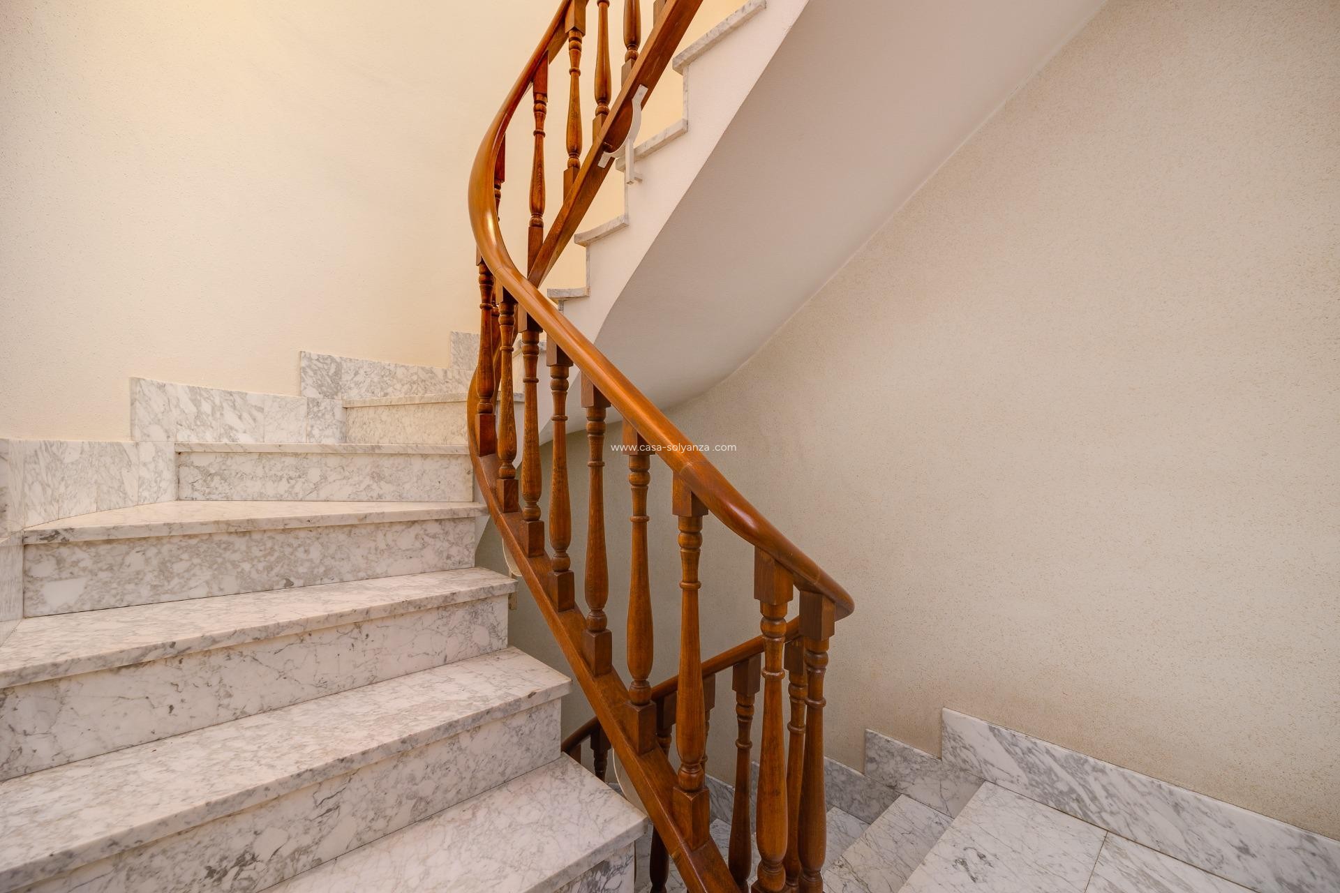 Reventa - Country Property/Finca - Callosa de Segura - Comunidad Valenciana