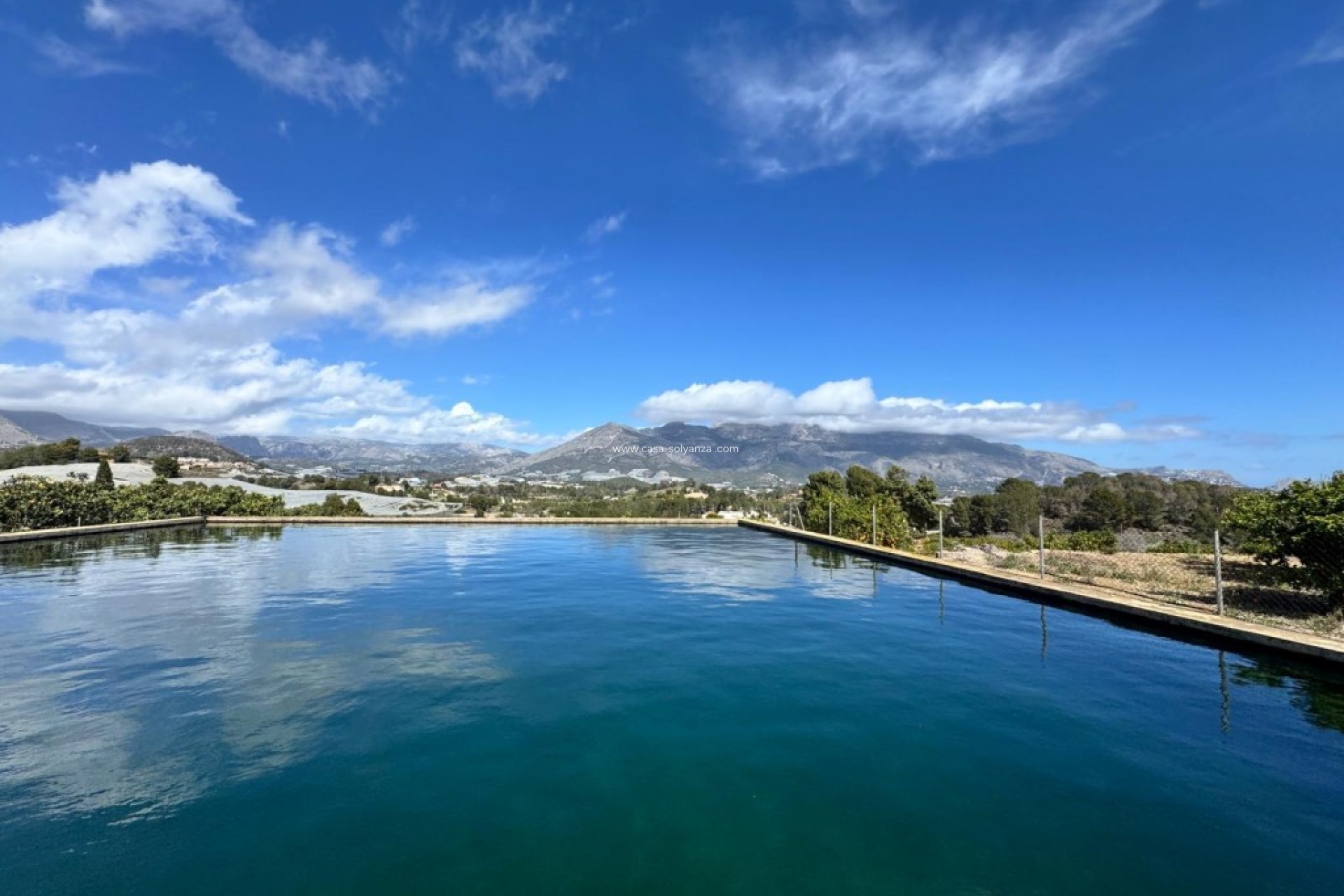 Reventa - Country Property/Finca - Cautivador - Inland