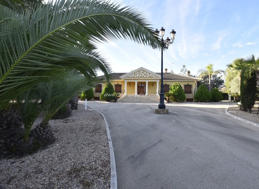 Reventa - Country Property/Finca - La Matanza - Inland