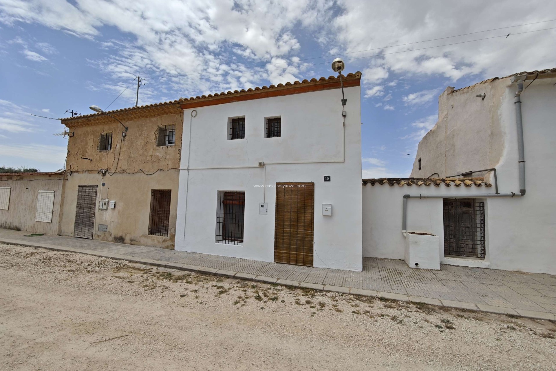 Reventa - Country Property/Finca - Lel - Inland